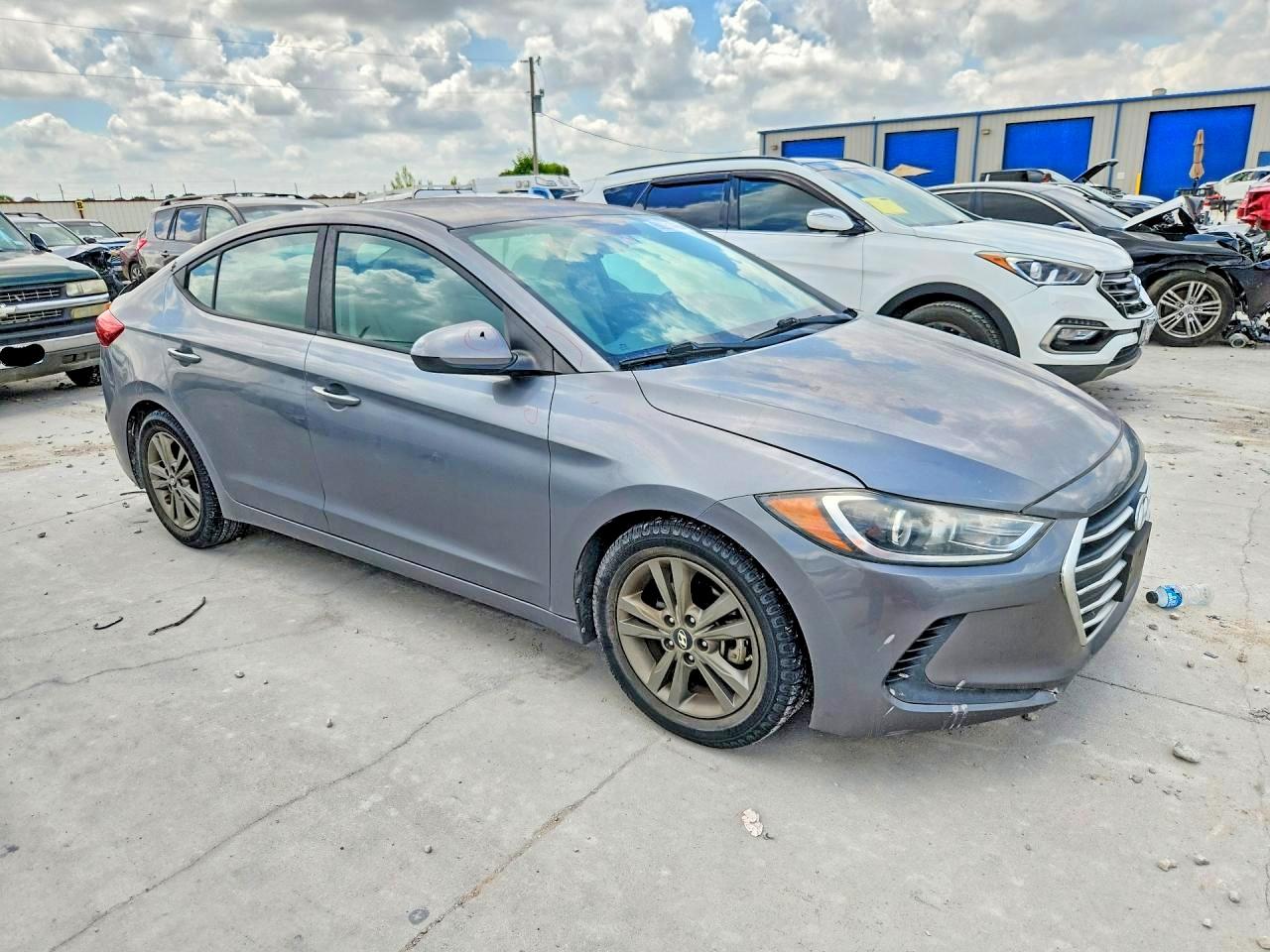 2018 Hyundai Elantra Sel Gray vin: 5NPD84LF2JH329434