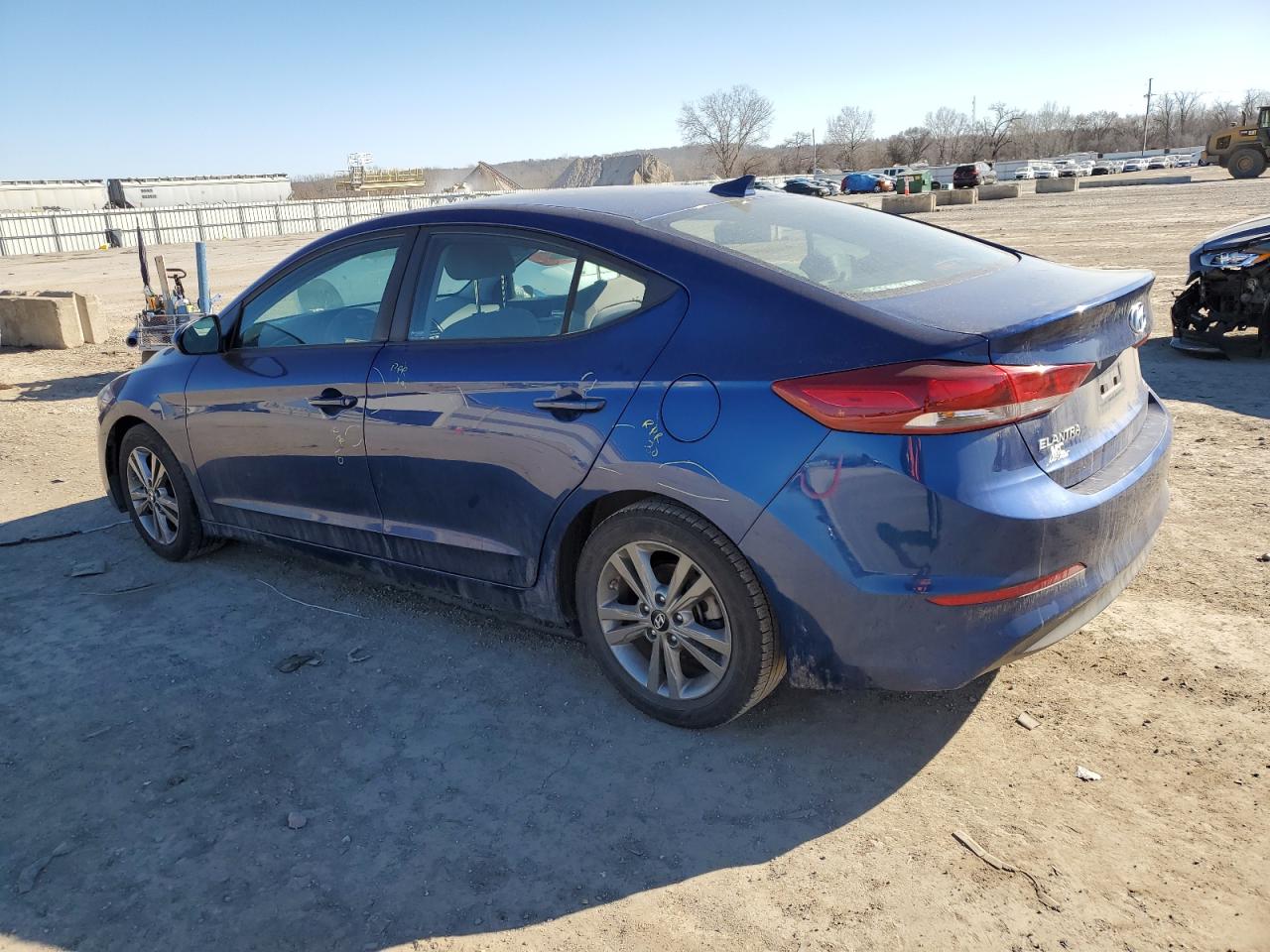 2018 Hyundai Elantra Sel Blue vin: 5NPD84LF2JH354463