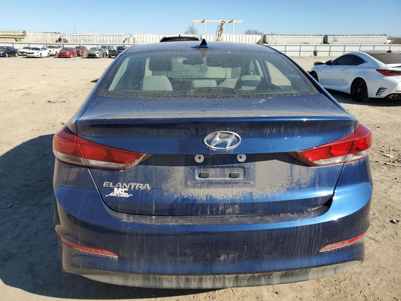 2018 Hyundai Elantra Sel Blue vin: 5NPD84LF2JH354463