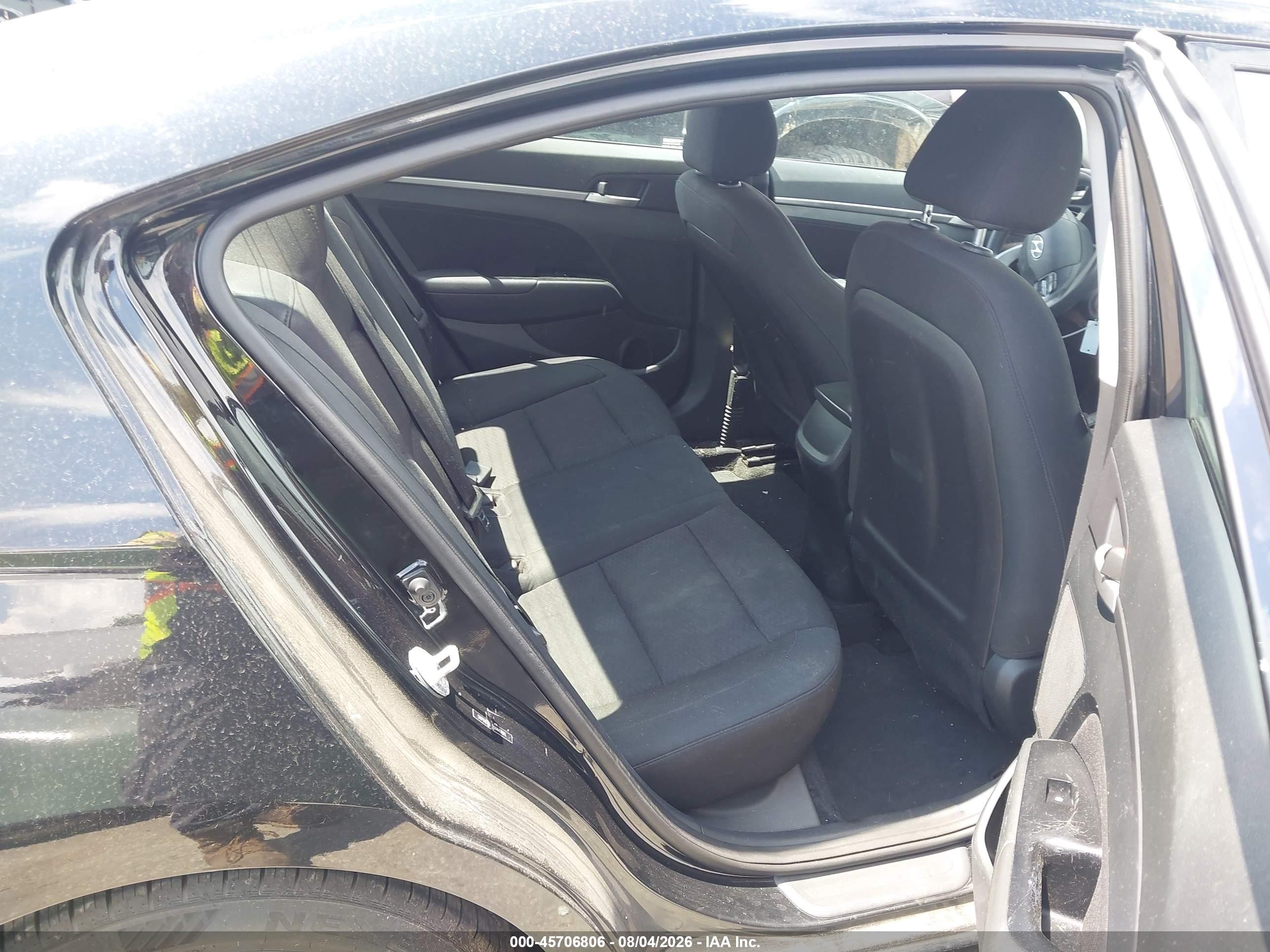 2019 Hyundai Elantra Sel Black vin: 5NPD84LF2KH447811