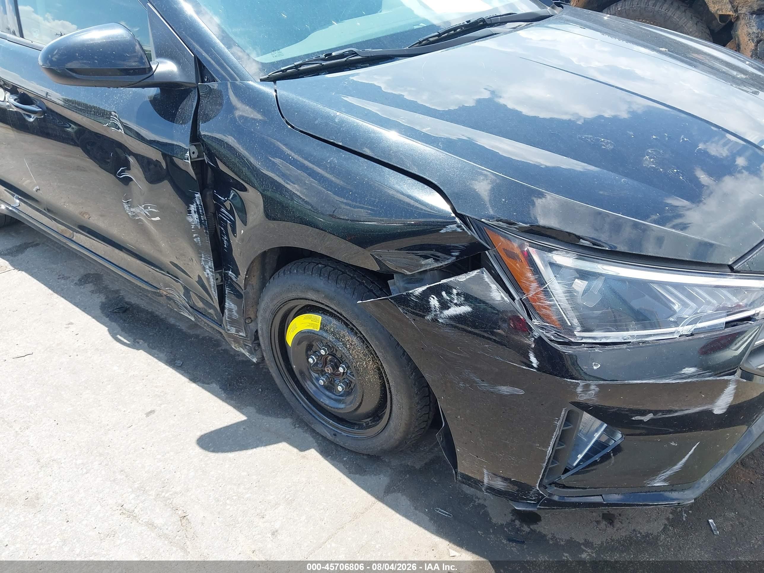 2019 Hyundai Elantra Sel Black vin: 5NPD84LF2KH447811