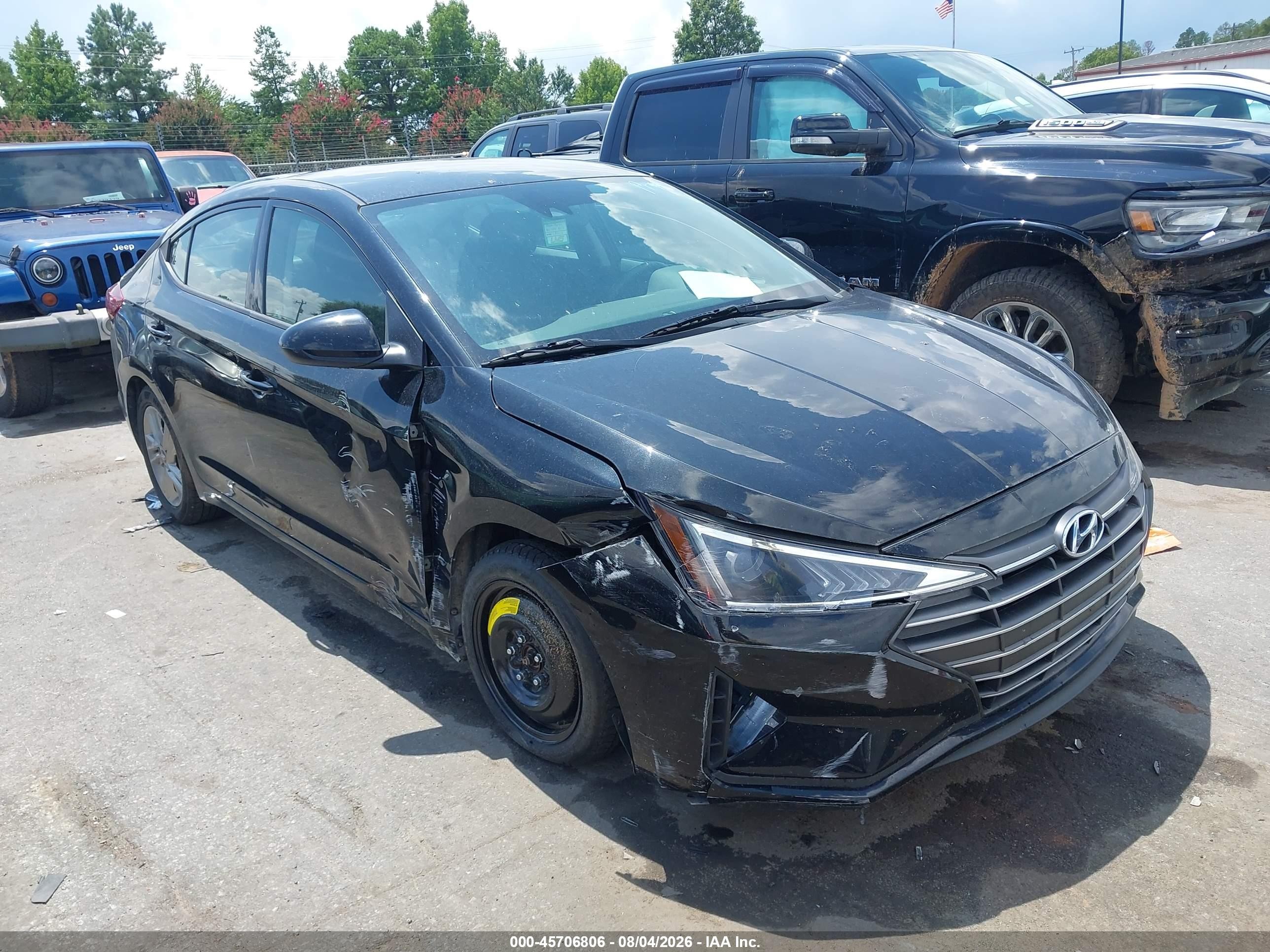 2019 Hyundai Elantra Sel Black vin: 5NPD84LF2KH447811