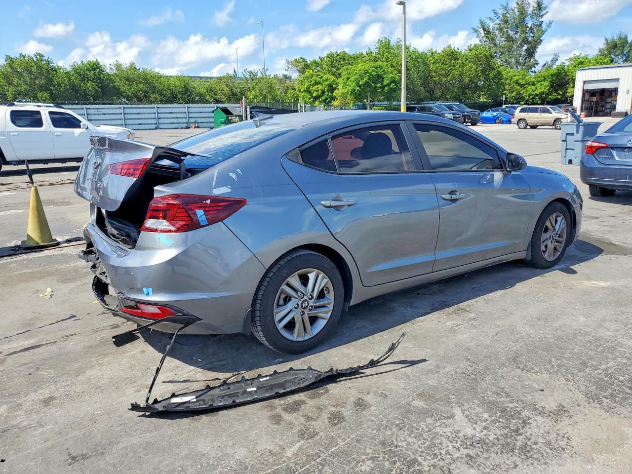 2019 Hyundai Elantra Value Edition Gray vin: 5NPD84LF2KH459540