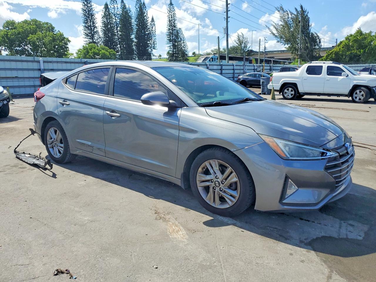 2019 Hyundai Elantra Value Edition Gray vin: 5NPD84LF2KH459540