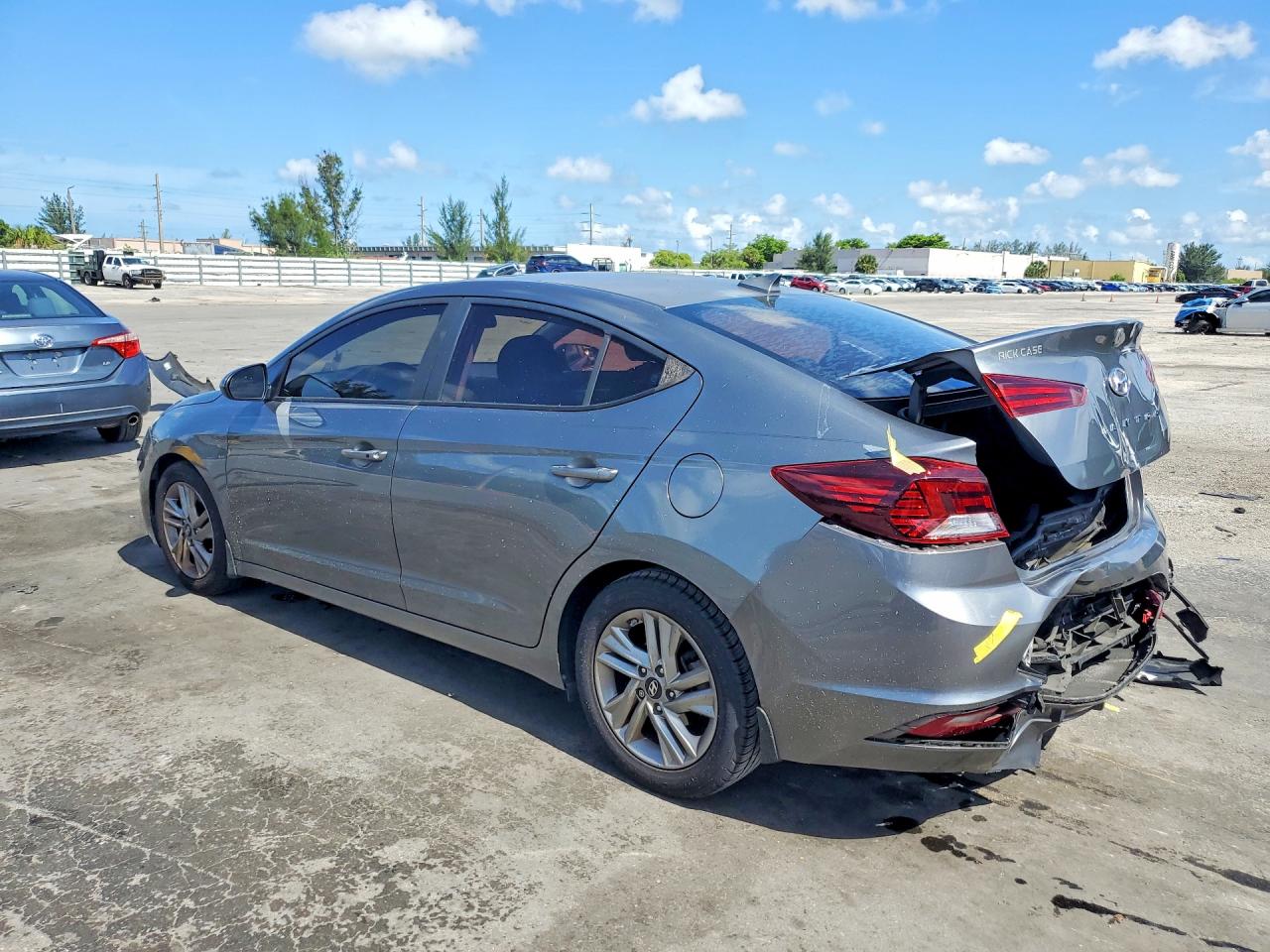 2019 Hyundai Elantra Value Edition Gray vin: 5NPD84LF2KH459540