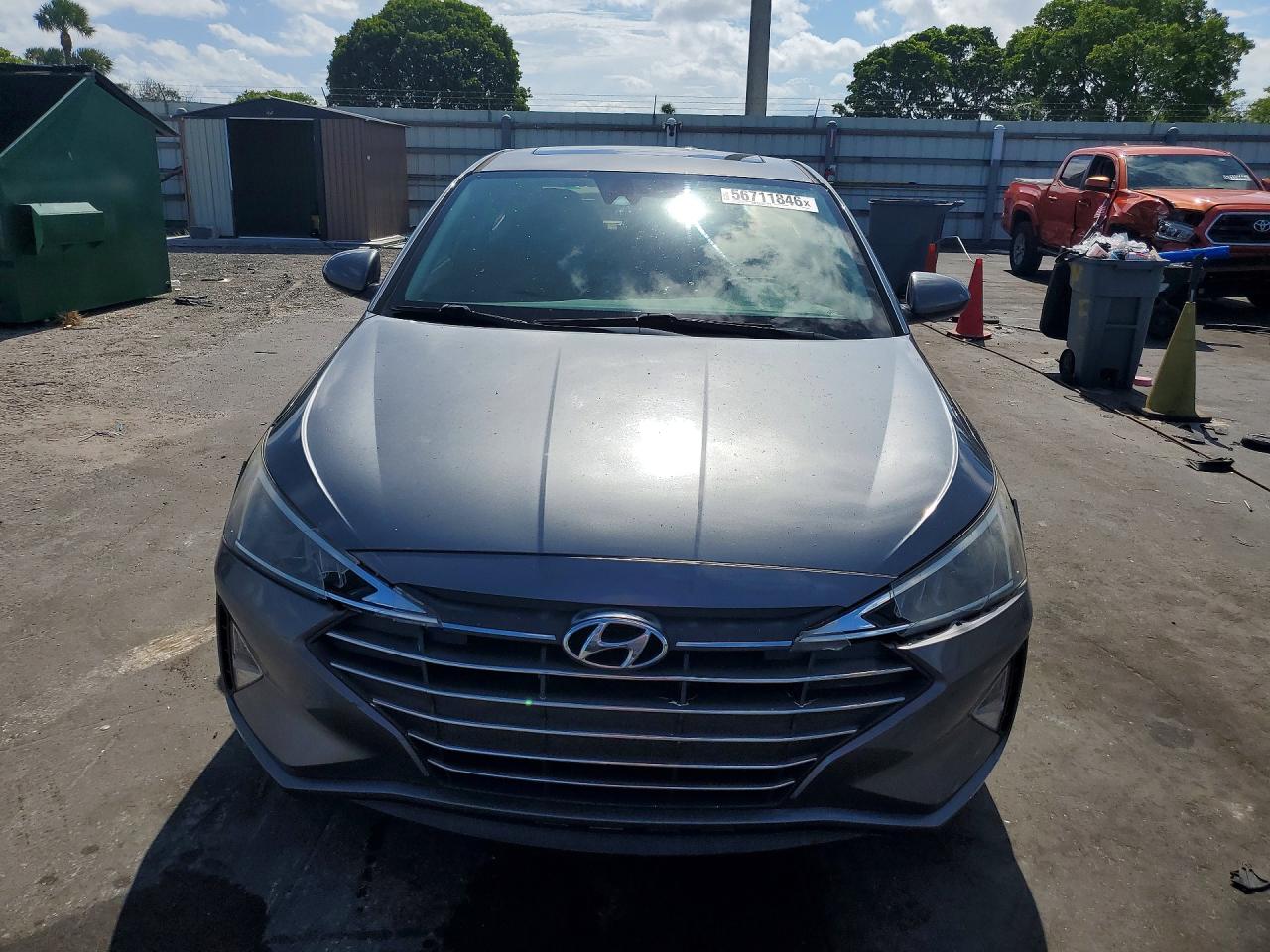 2019 Hyundai Elantra Value Edition Gray vin: 5NPD84LF2KH459540