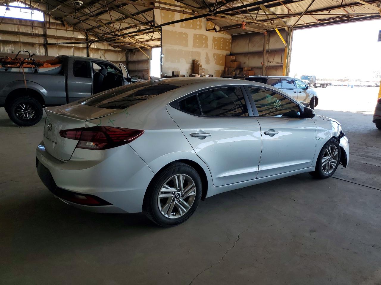 2020 Hyundai Elantra Sel Silver vin: 5NPD84LF2LH498307