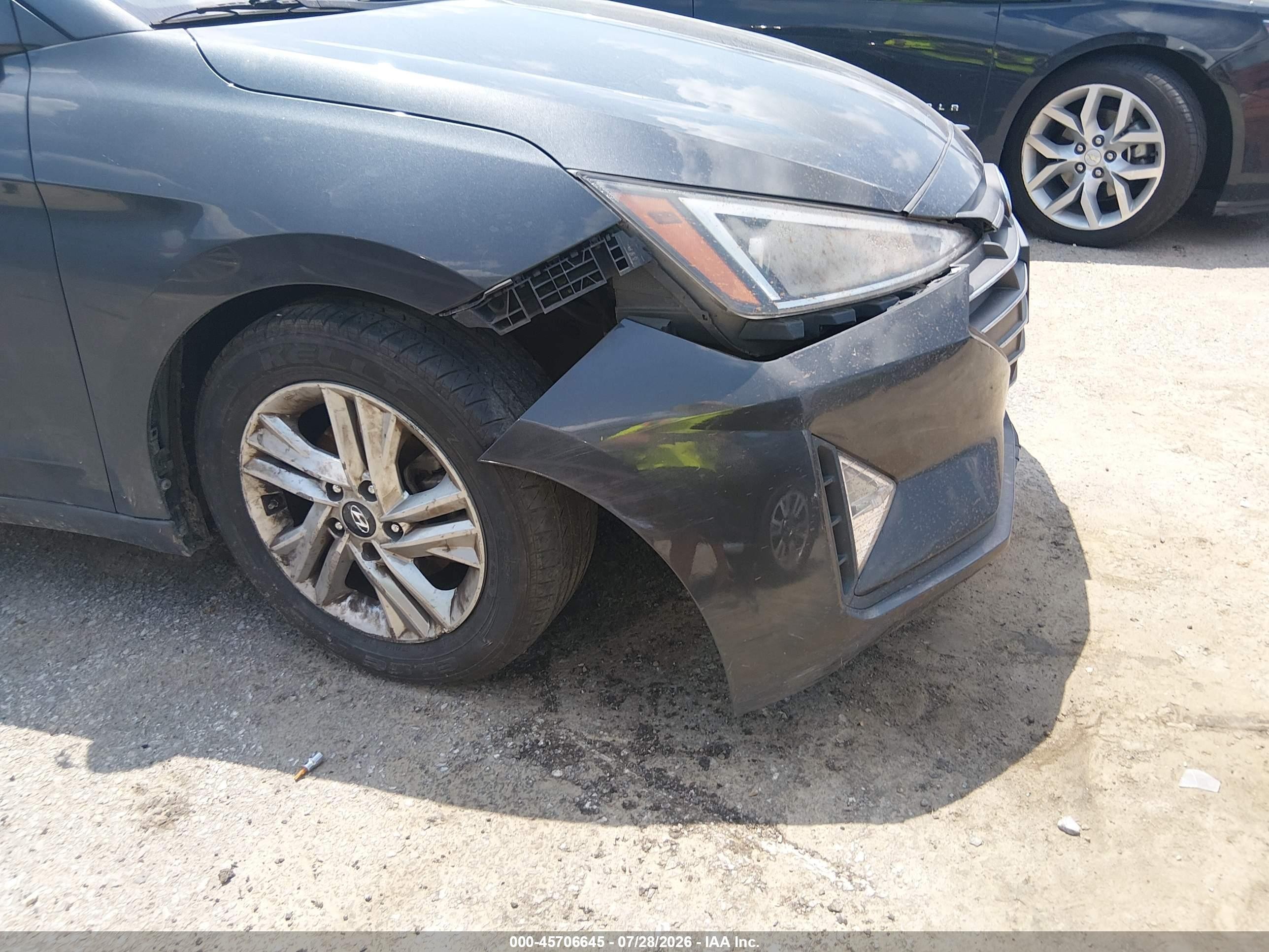 2020 Hyundai Elantra Sel Blue vin: 5NPD84LF2LH549921