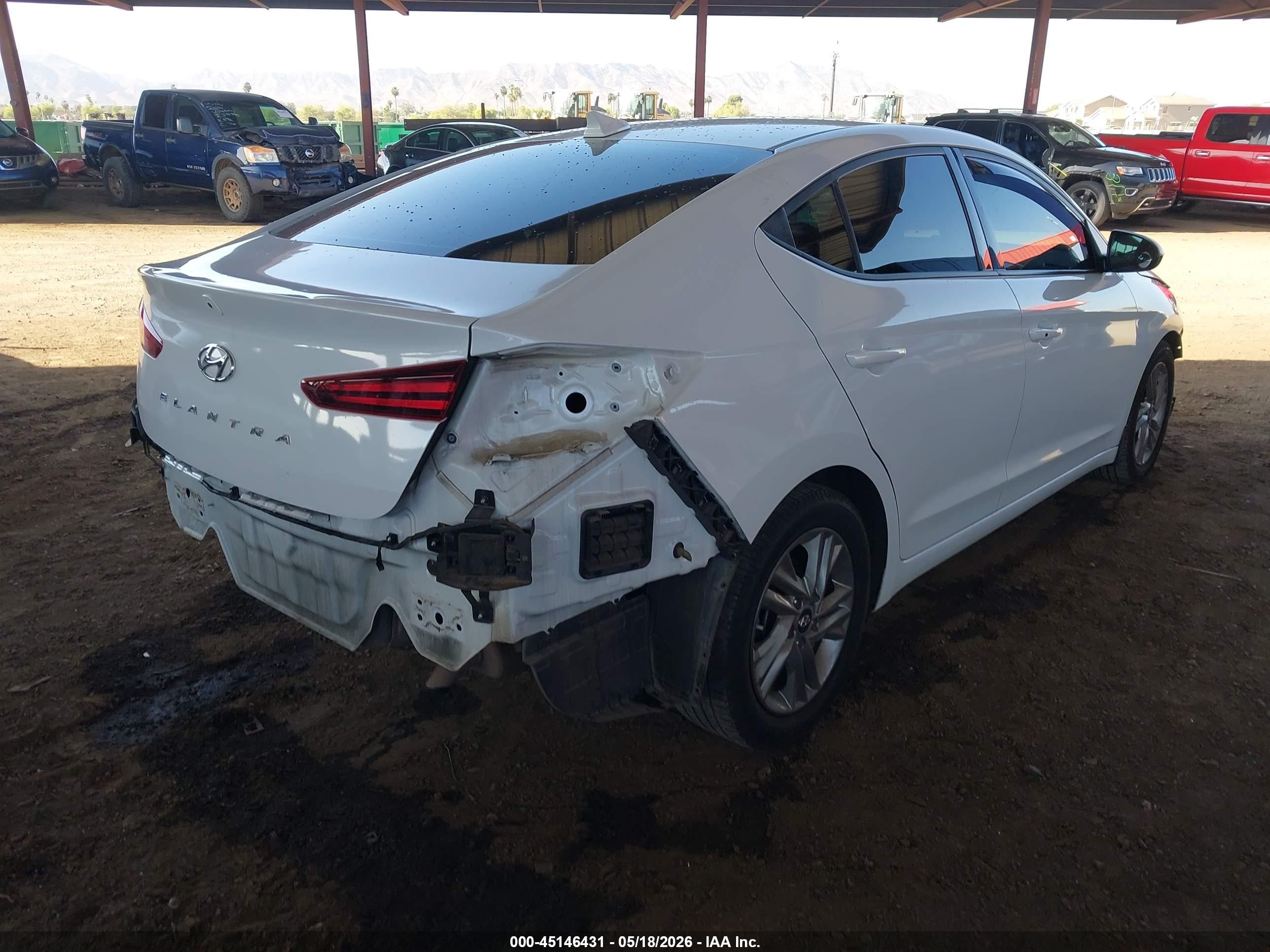 2020 Hyundai Elantra Value Edition White vin: 5NPD84LF2LH605419