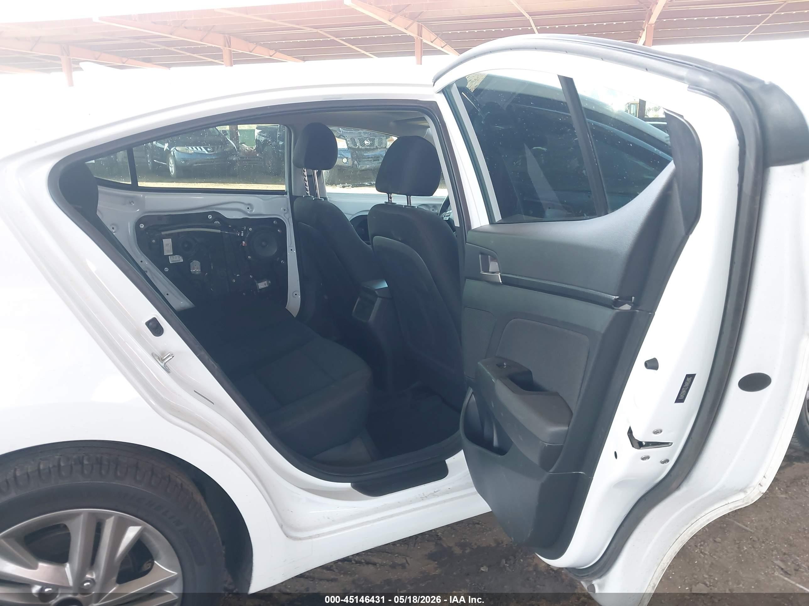 2020 Hyundai Elantra Value Edition White vin: 5NPD84LF2LH605419
