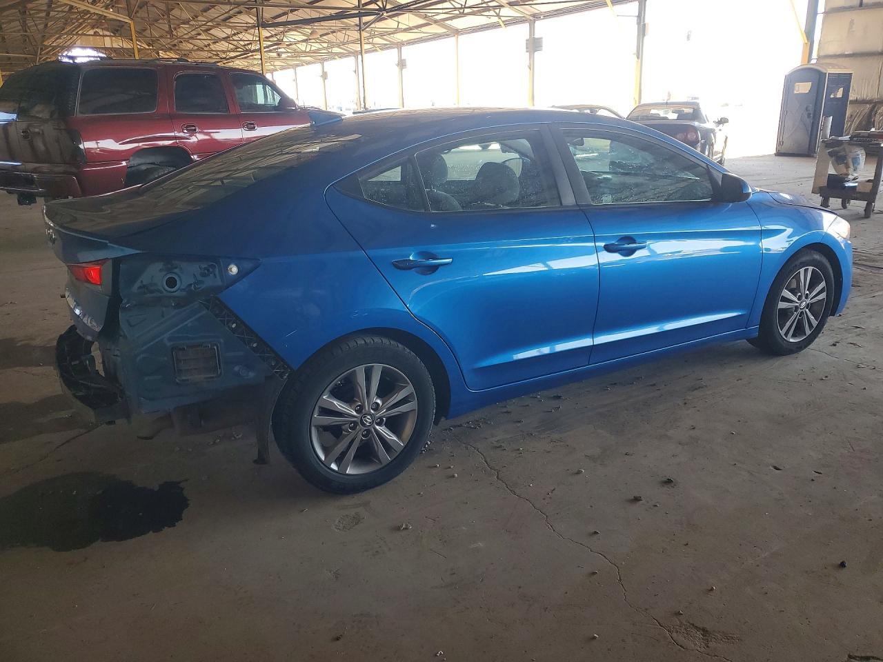 2017 Hyundai Elantra Se Синий vin: 5NPD84LF3HH202475
