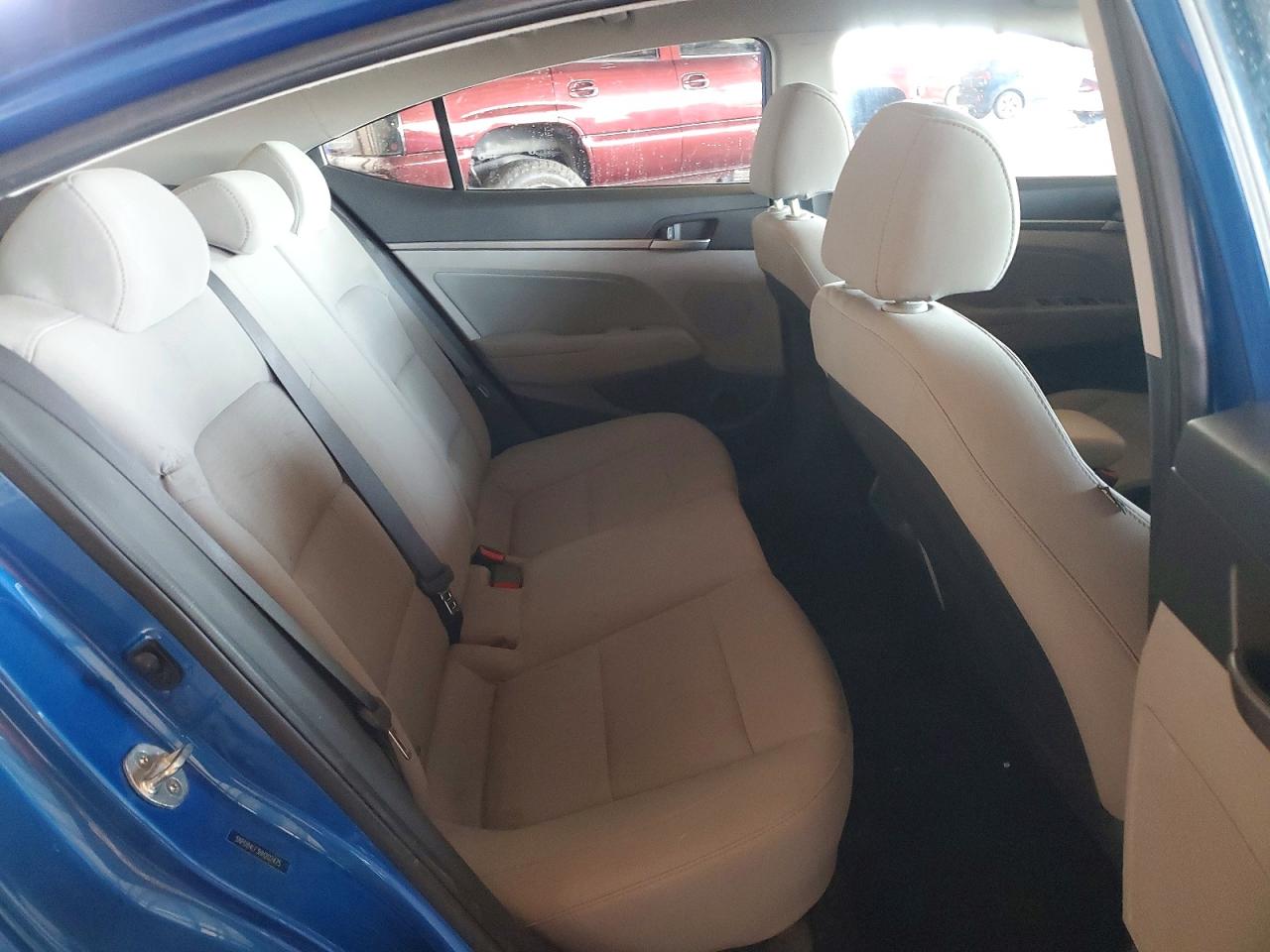 2017 Hyundai Elantra Se Синий vin: 5NPD84LF3HH202475