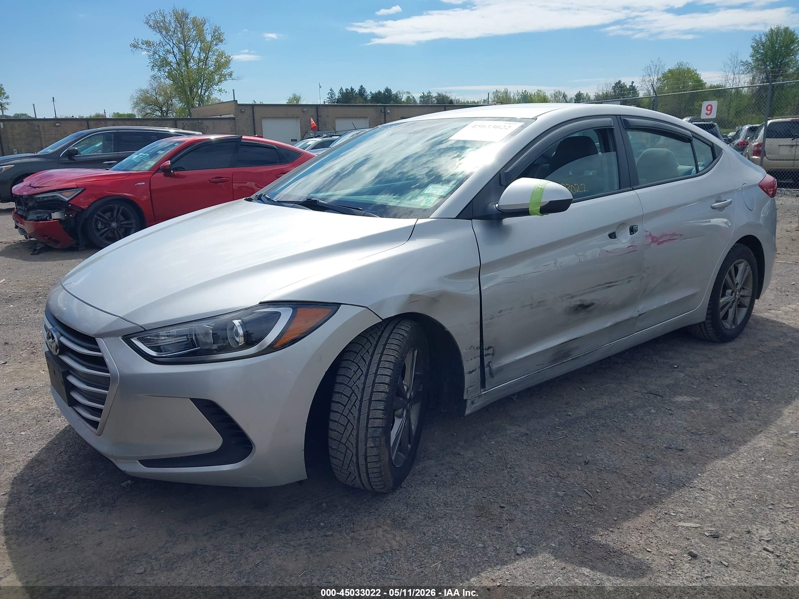 2018 Hyundai Elantra Sel Серебряный vin: 5NPD84LF3JH239421