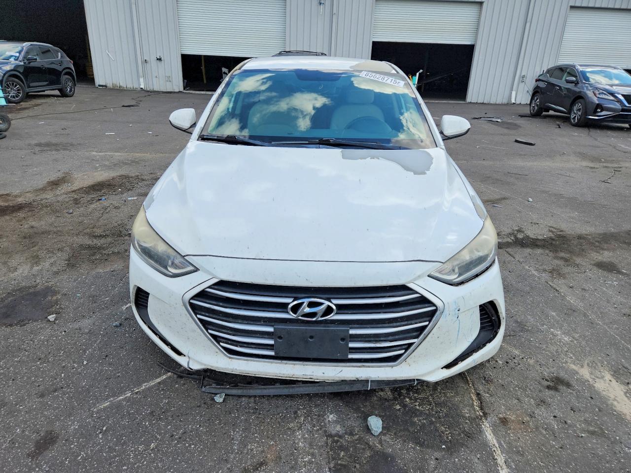 2018 Hyundai Elantra Sel White vin: 5NPD84LF3JH284438