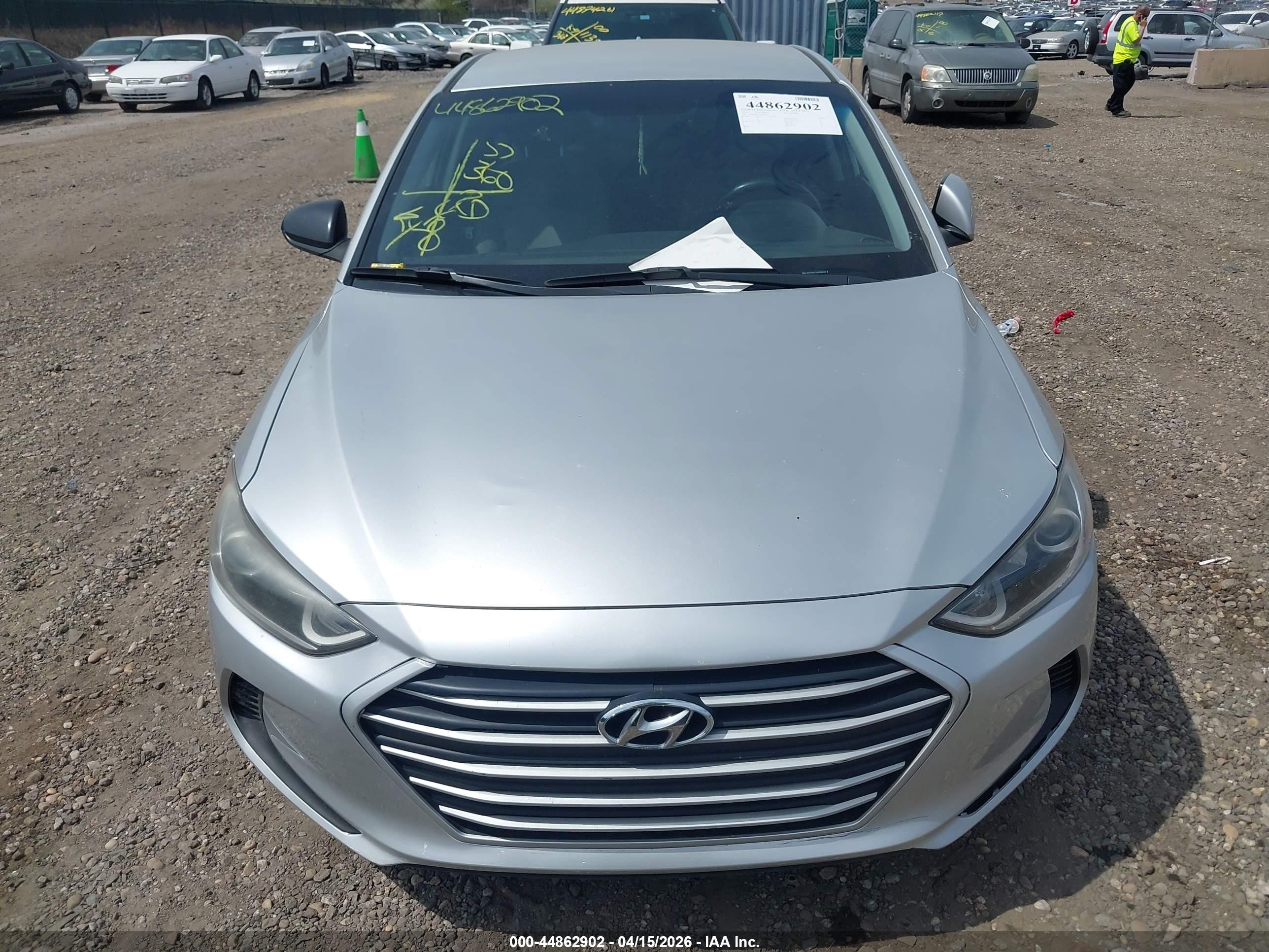 2018 Hyundai Elantra Sel Silver vin: 5NPD84LF3JH300220