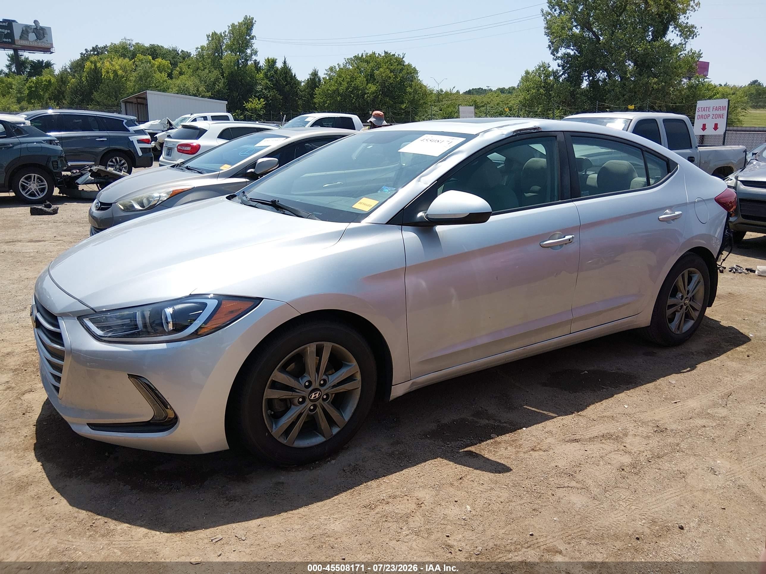 2018 Hyundai Elantra Value Edition Silver vin: 5NPD84LF3JH314604