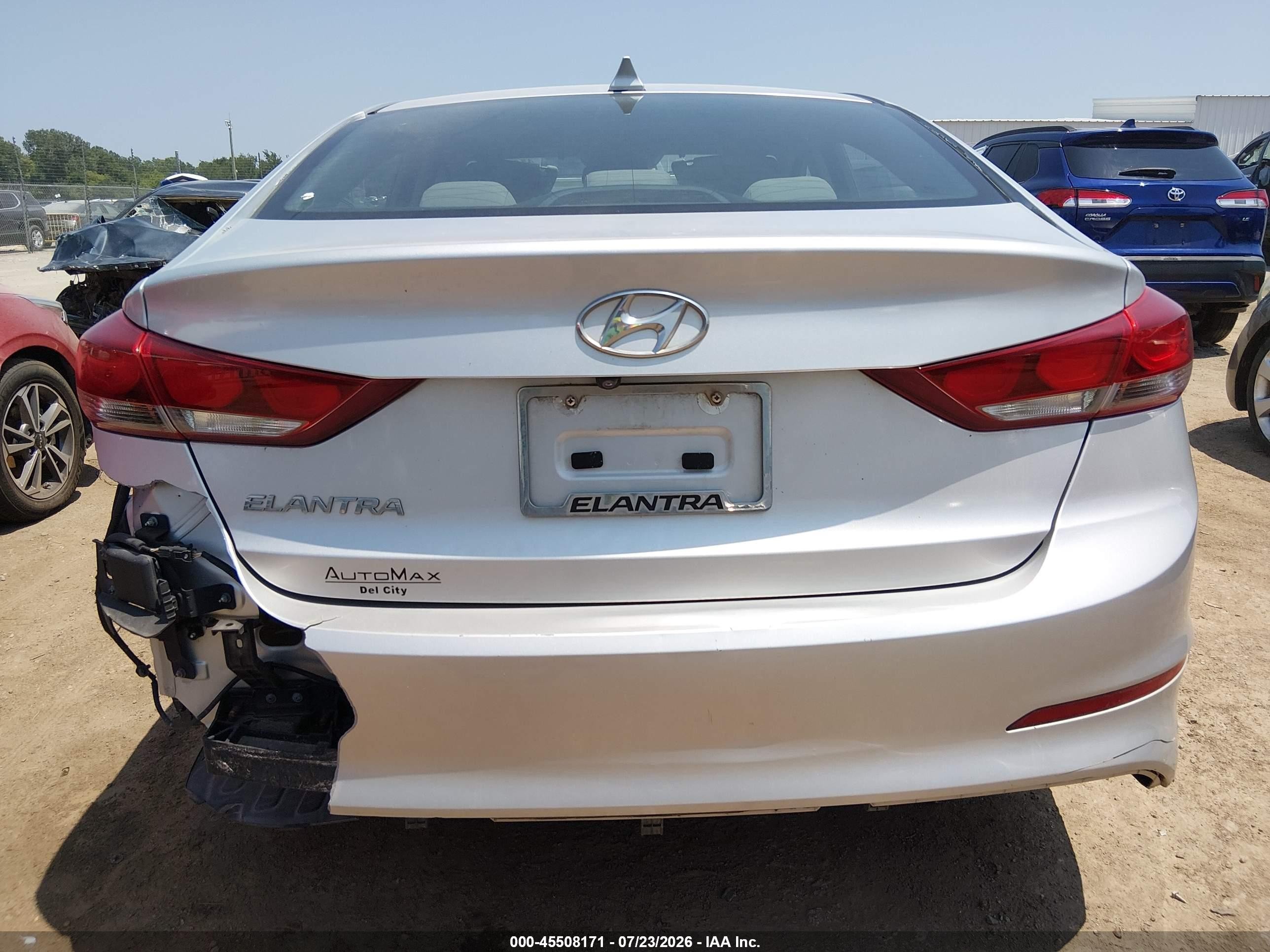 2018 Hyundai Elantra Value Edition Silver vin: 5NPD84LF3JH314604