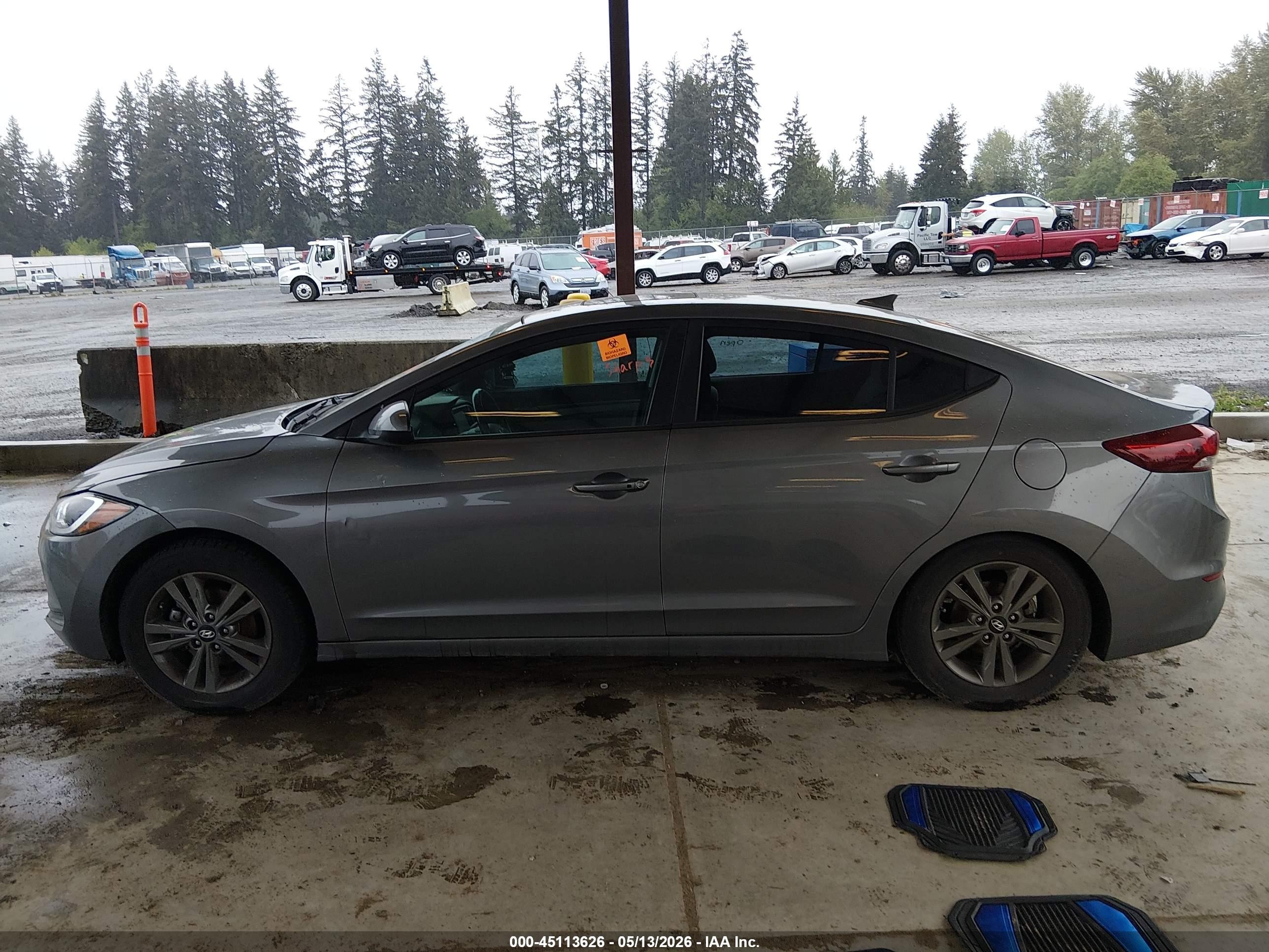 2018 Hyundai Elantra Value Edition Gray vin: 5NPD84LF3JH324601