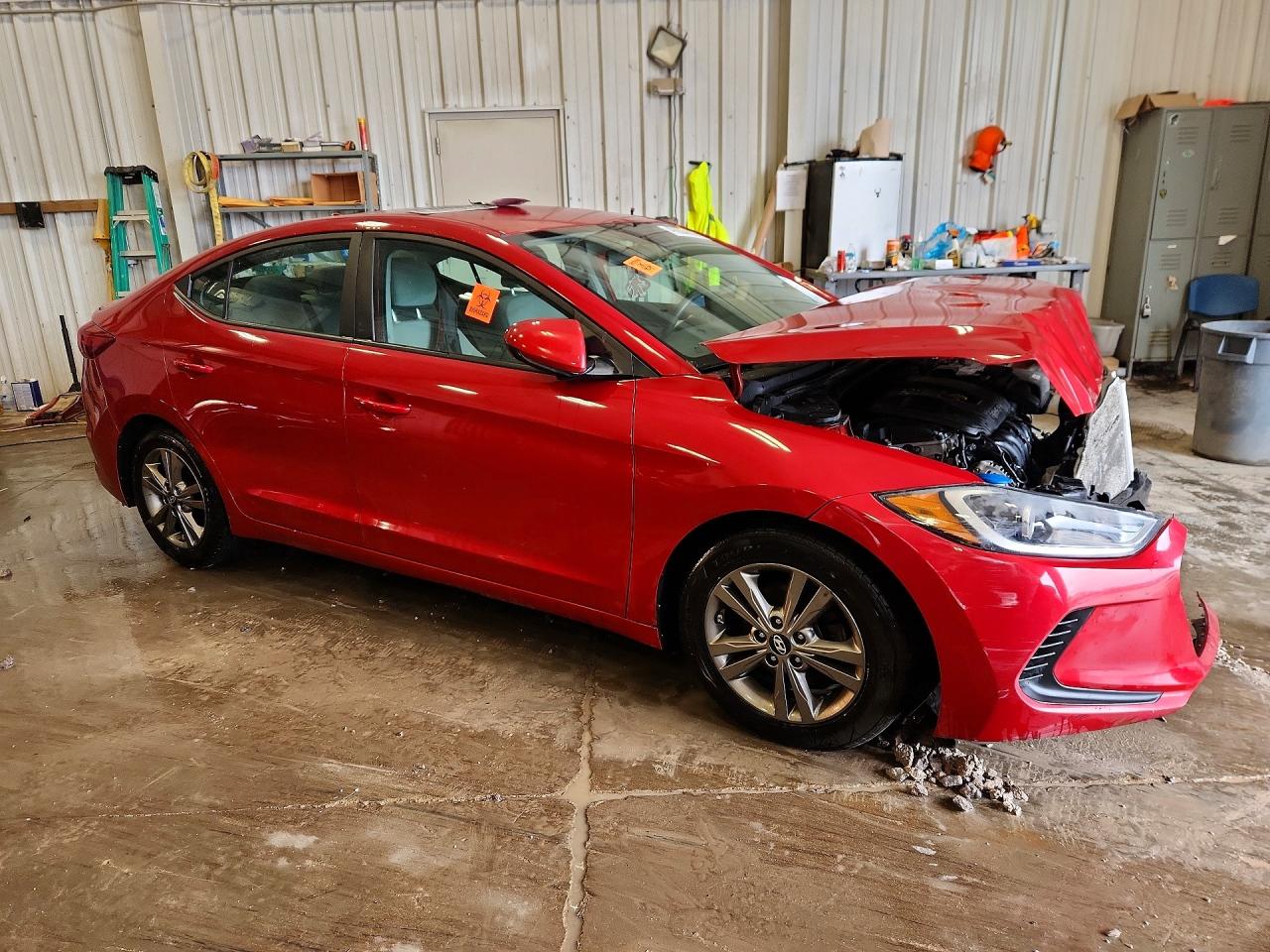2018 Hyundai Elantra Red vin: 5NPD84LF3JH325229