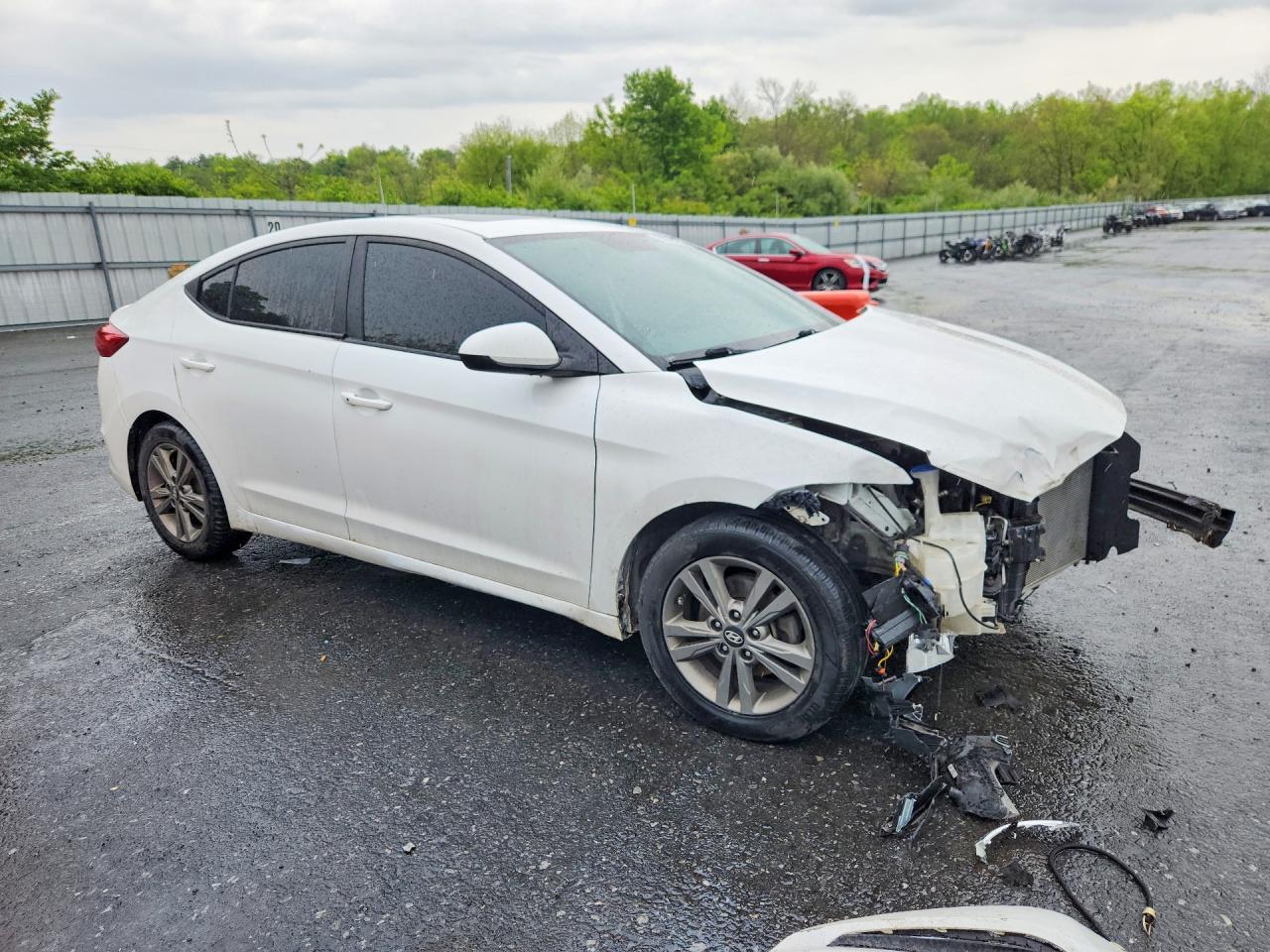 2018 Hyundai Elantra Value Edition White vin: 5NPD84LF3JH367996