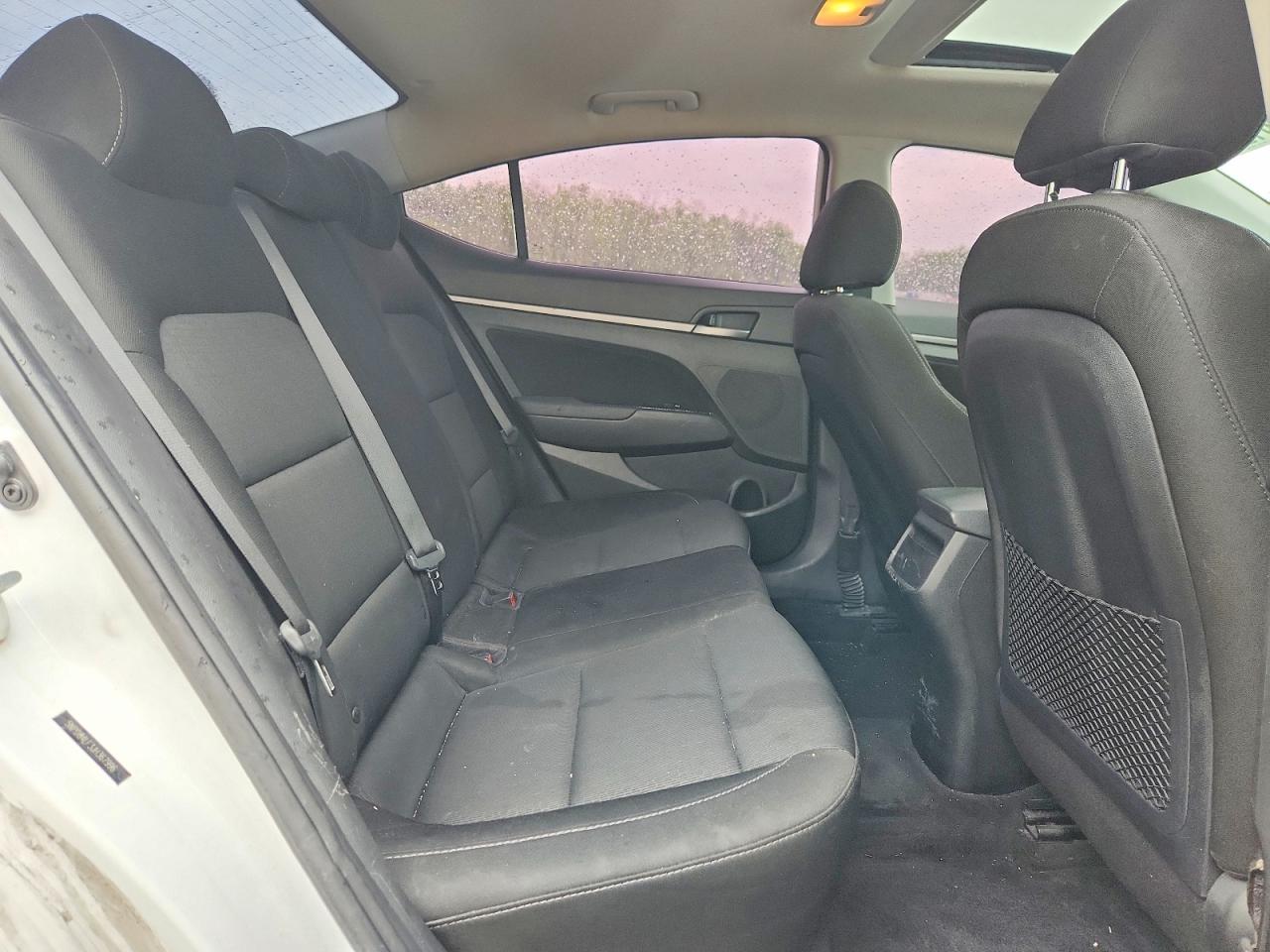 2018 Hyundai Elantra Value Edition White vin: 5NPD84LF3JH367996