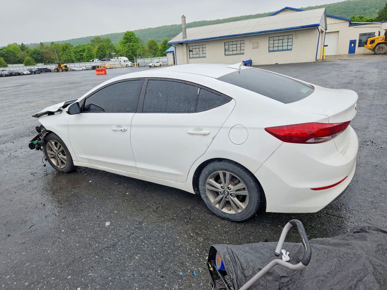 2018 Hyundai Elantra Value Edition White vin: 5NPD84LF3JH367996