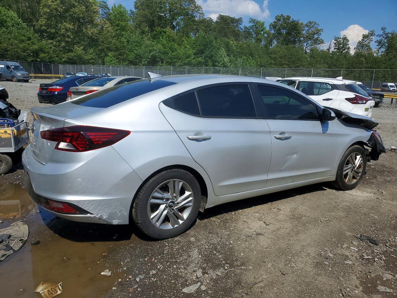 2020 Hyundai Elantra Sel Silver vin: 5NPD84LF3LH537051
