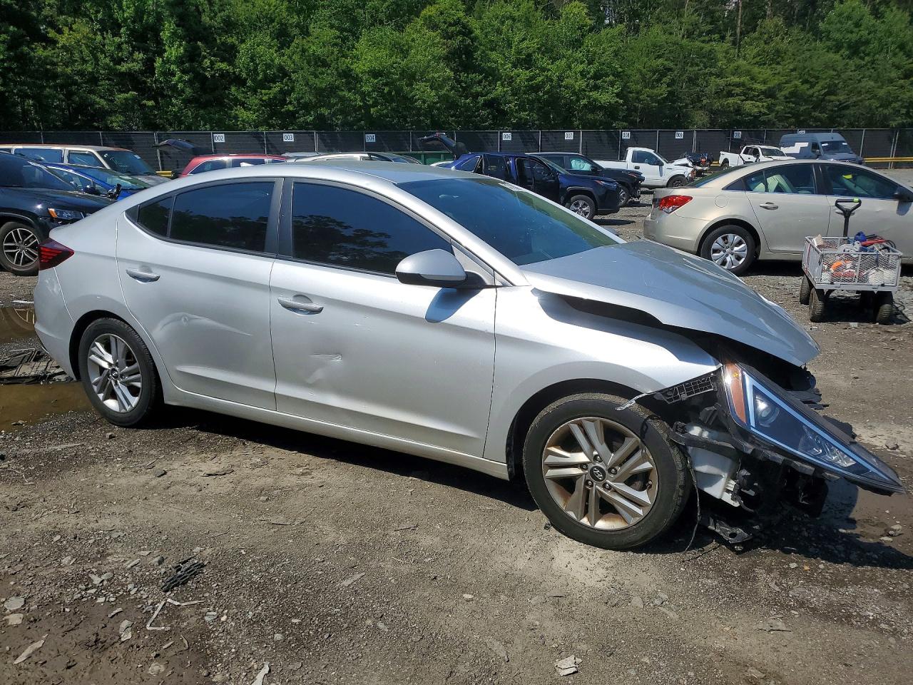 2020 Hyundai Elantra Sel Silver vin: 5NPD84LF3LH537051
