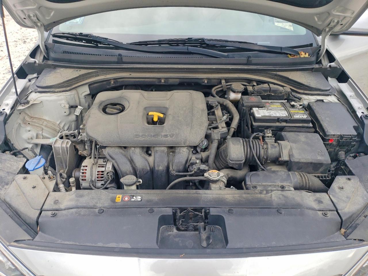 2020 Hyundai Elantra Sel Silver vin: 5NPD84LF3LH597718
