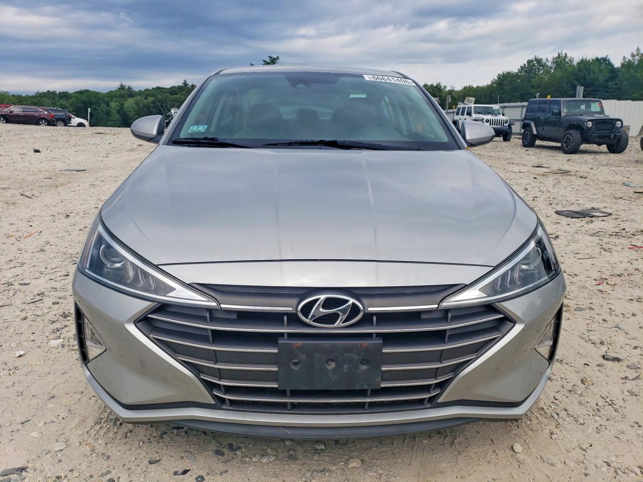 2020 Hyundai Elantra Sel Silver vin: 5NPD84LF3LH597718