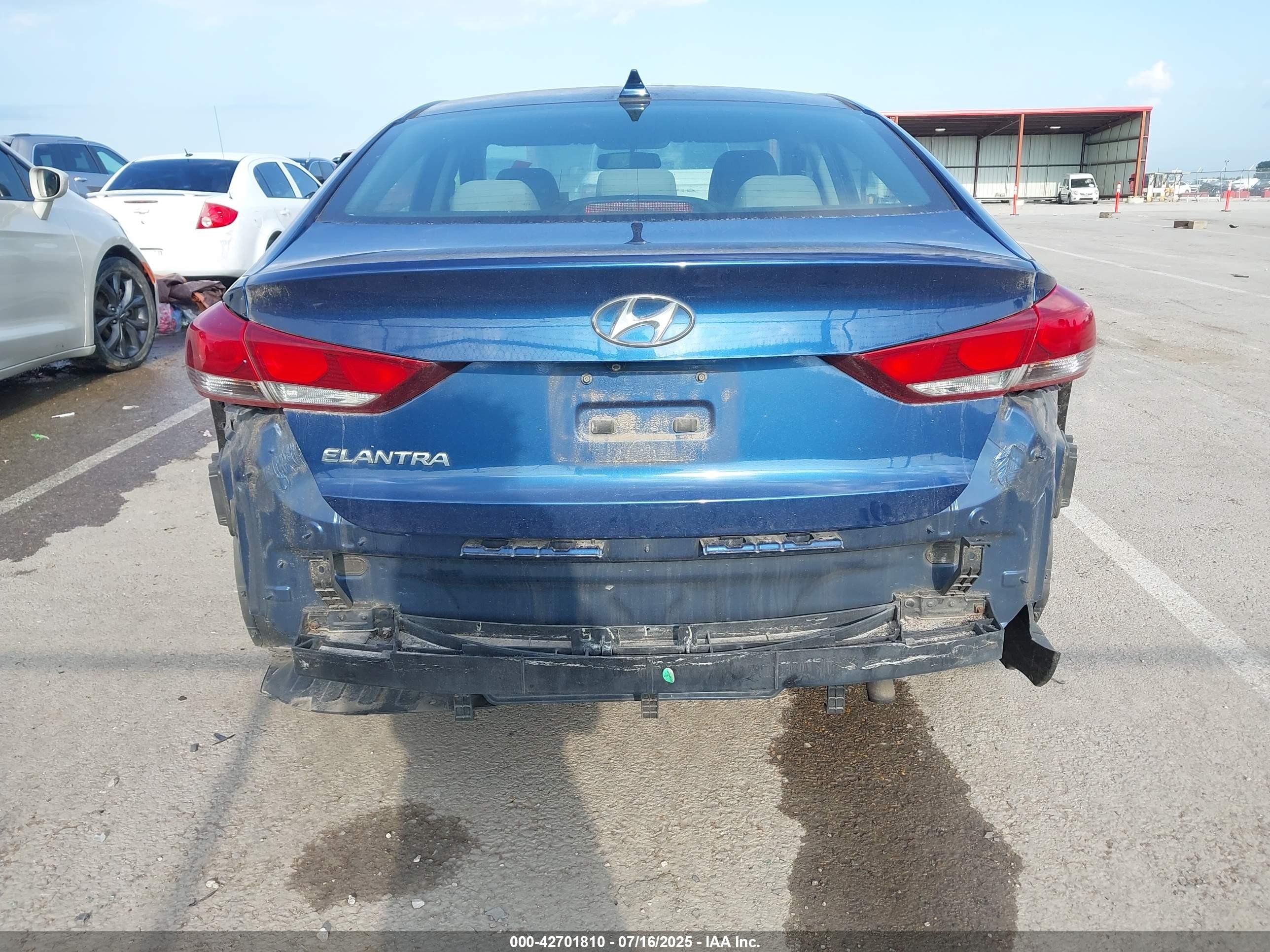 2017 Hyundai Elantra Se Blue vin: 5NPD84LF4HH002527