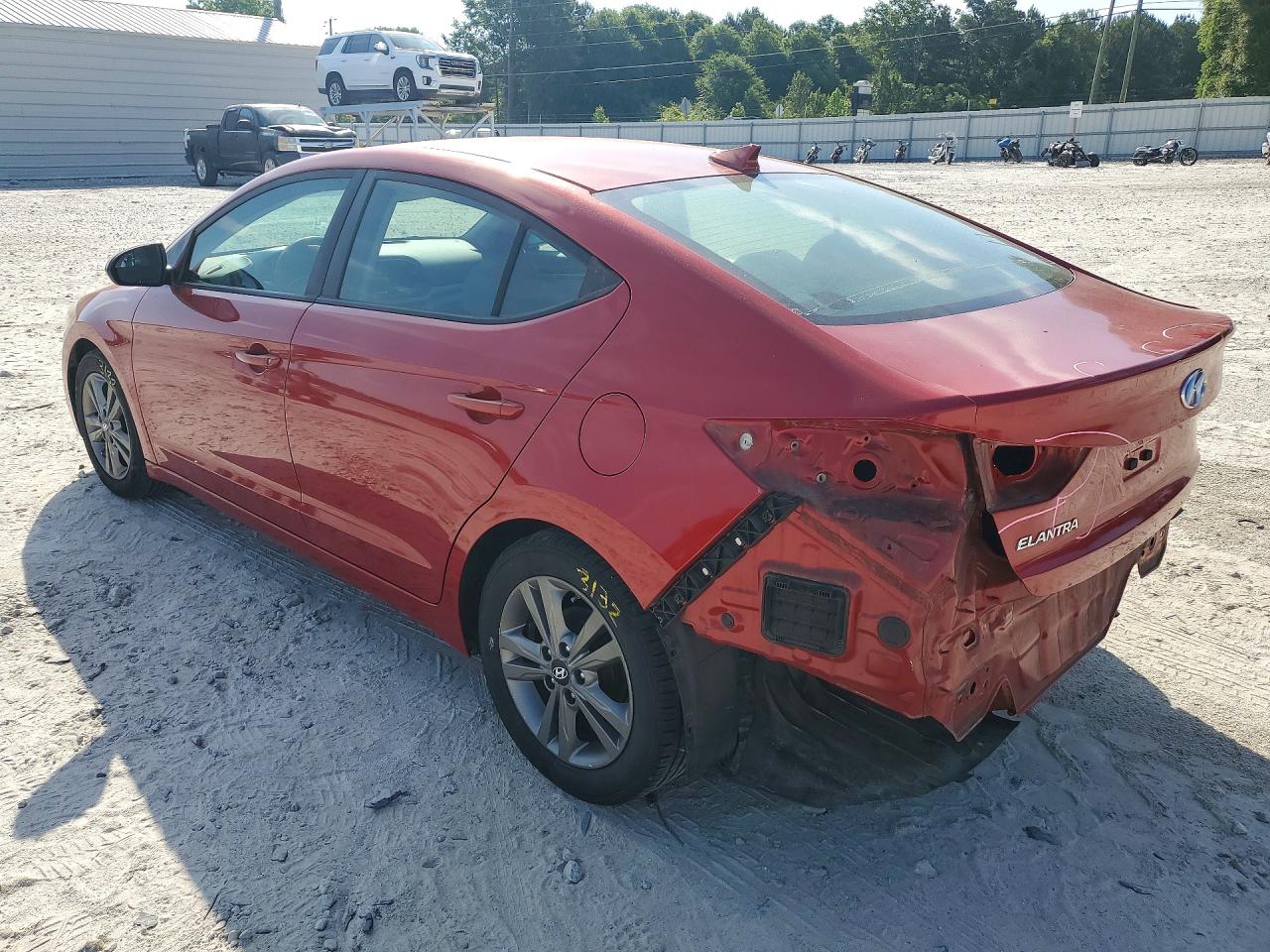 2017 Hyundai Elantra Se Red vin: 5NPD84LF4HH053610