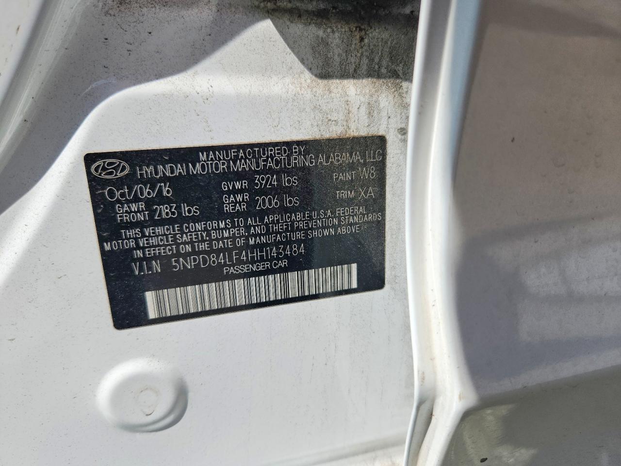 2017 Hyundai Elantra Se White vin: 5NPD84LF4HH143484