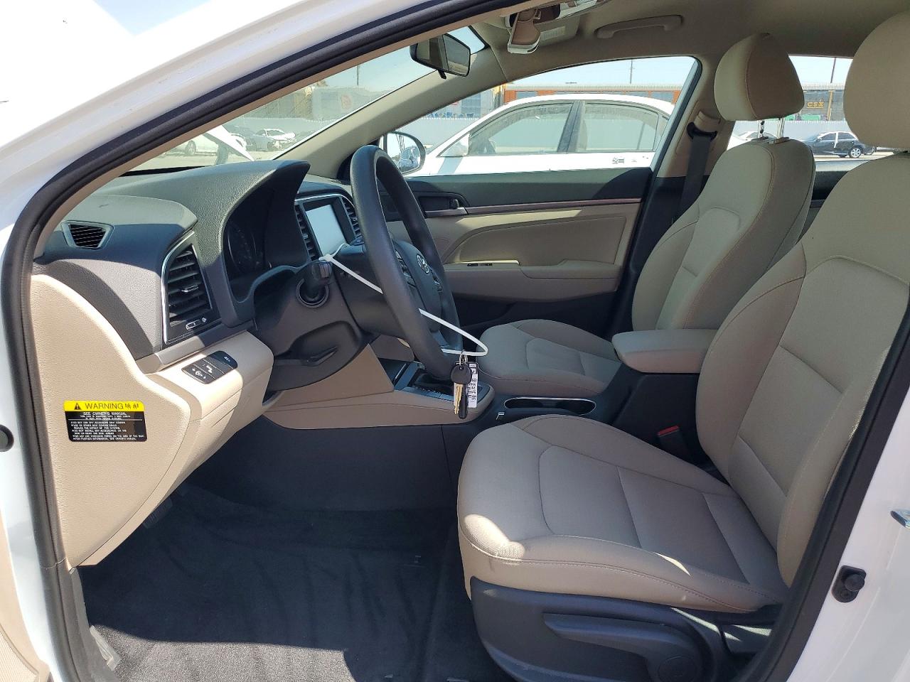 2018 Hyundai Elantra Sel White vin: 5NPD84LF4JH224670
