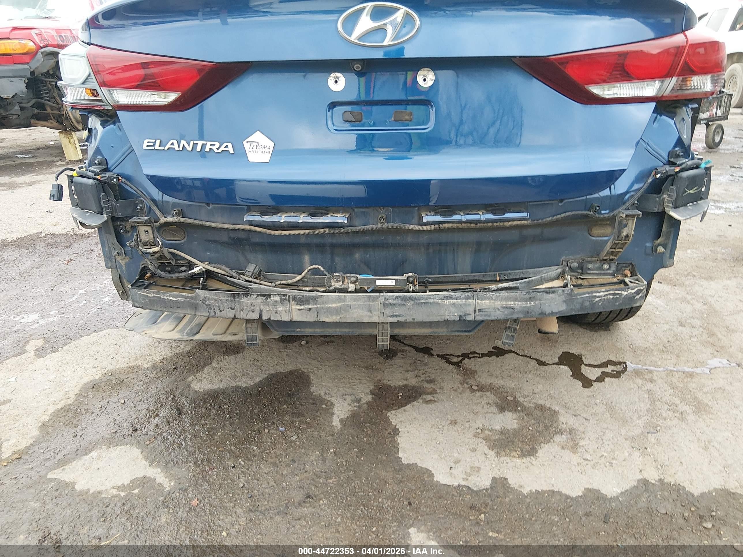 2018 Hyundai Elantra Value Edition Blue vin: 5NPD84LF4JH281483