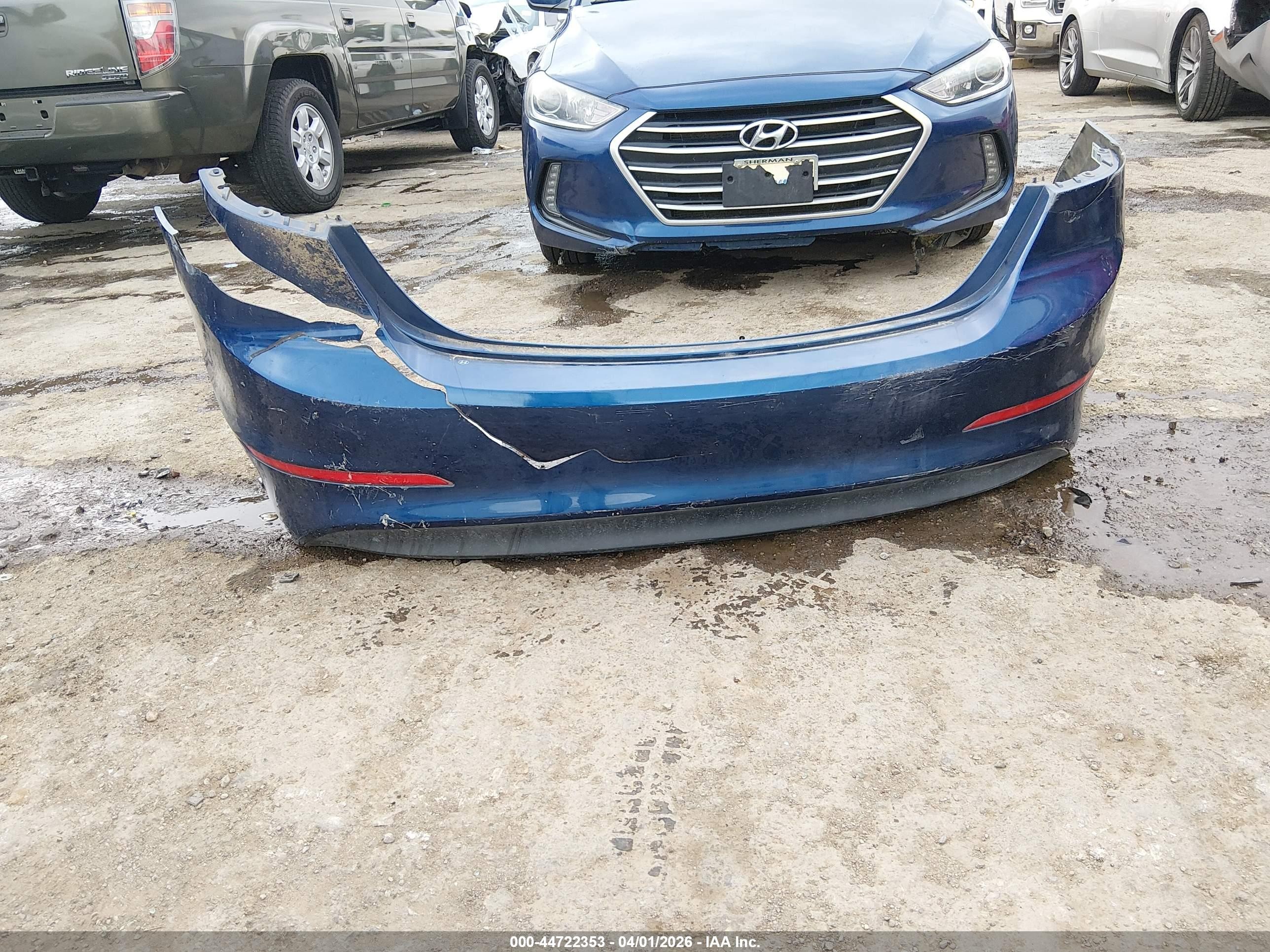 2018 Hyundai Elantra Value Edition Blue vin: 5NPD84LF4JH281483