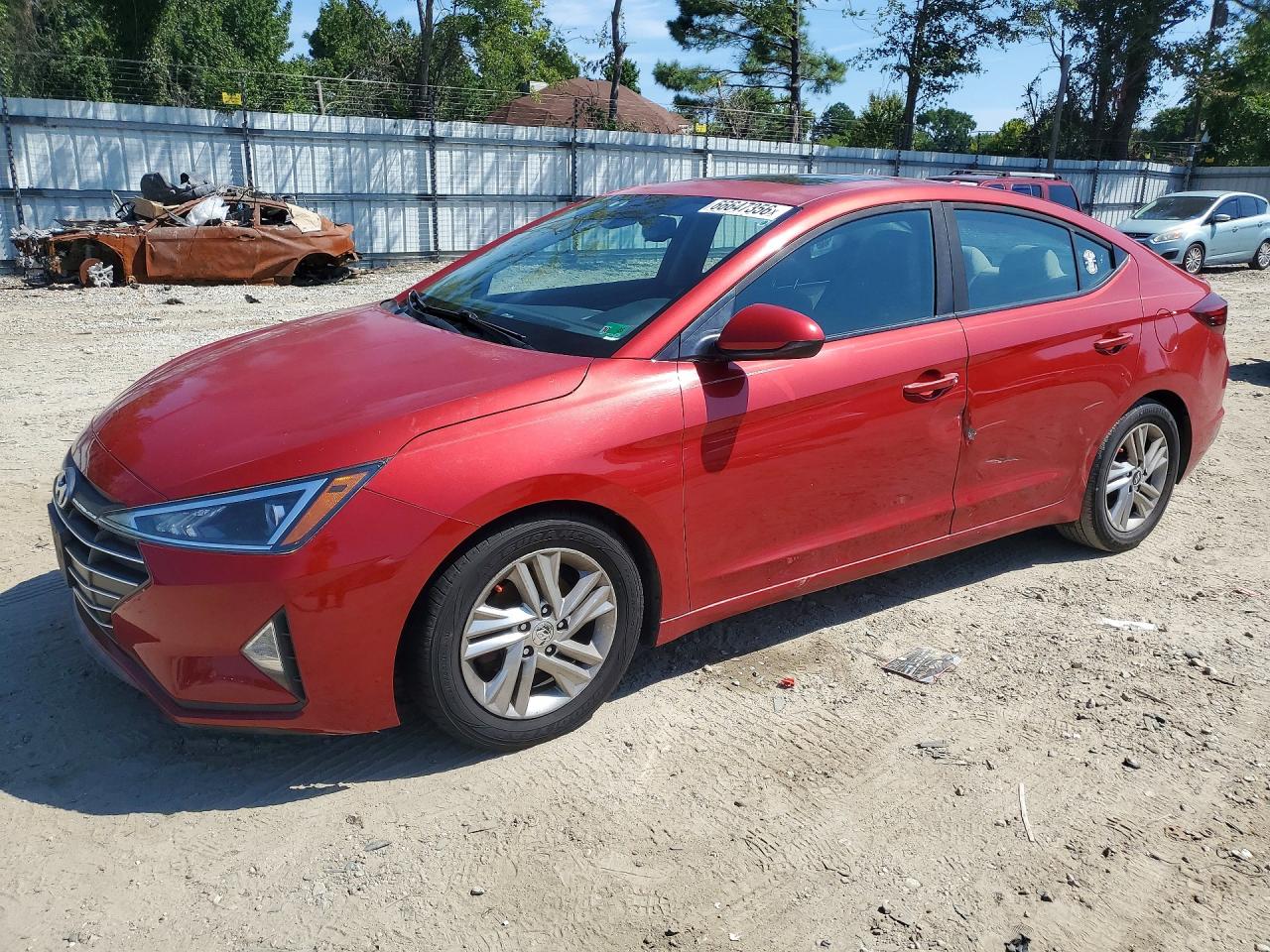 2019 Hyundai Elantra Value Edition Red vin: 5NPD84LF4KH414986