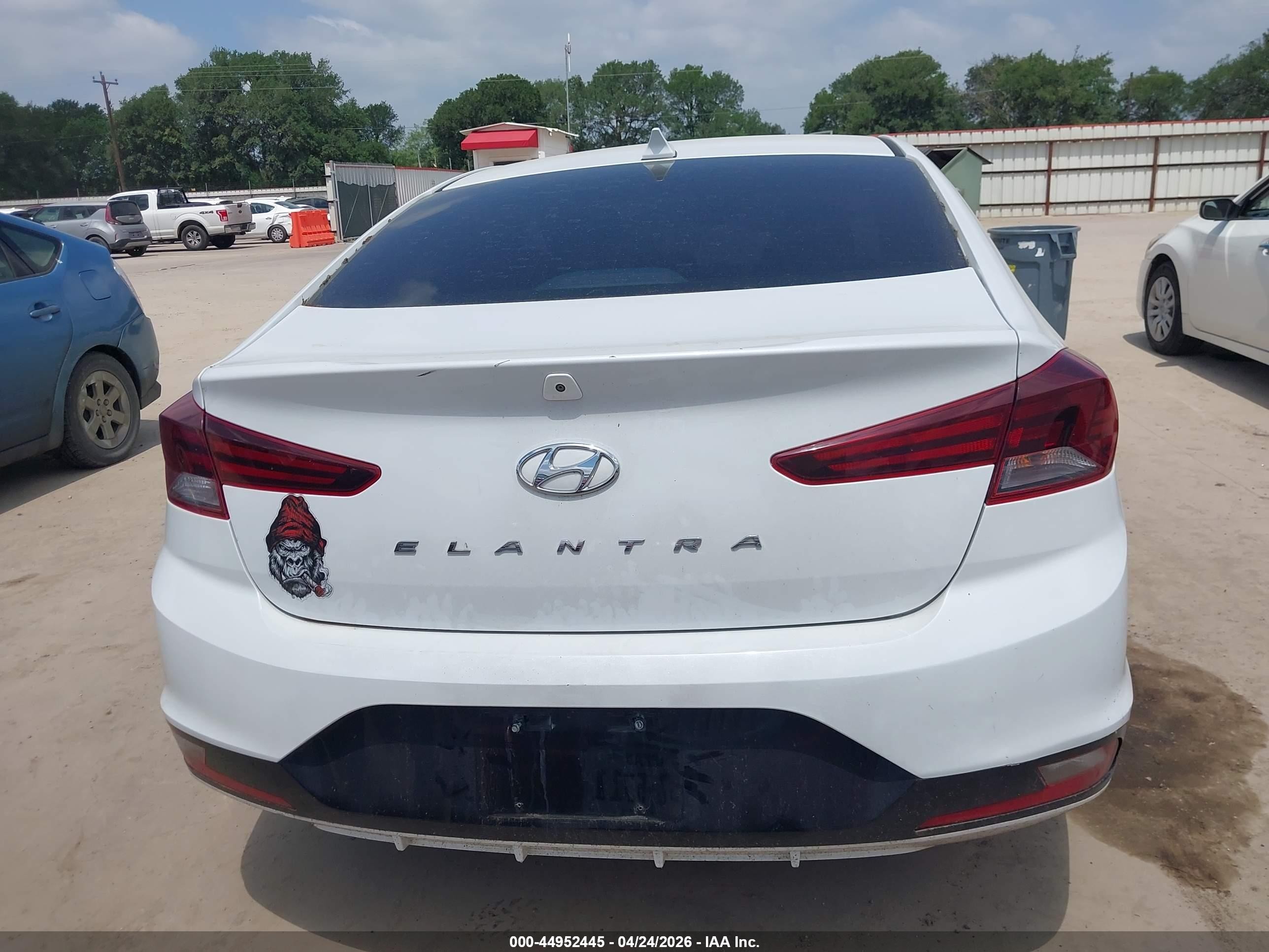 2020 Hyundai Elantra Value Edition White vin: 5NPD84LF4LH554991