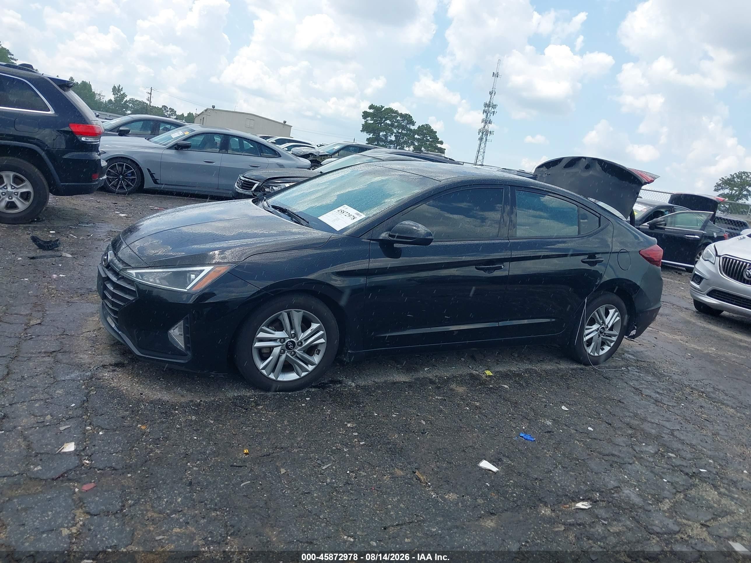 2020 Hyundai Elantra Sel Черный vin: 5NPD84LF4LH574240