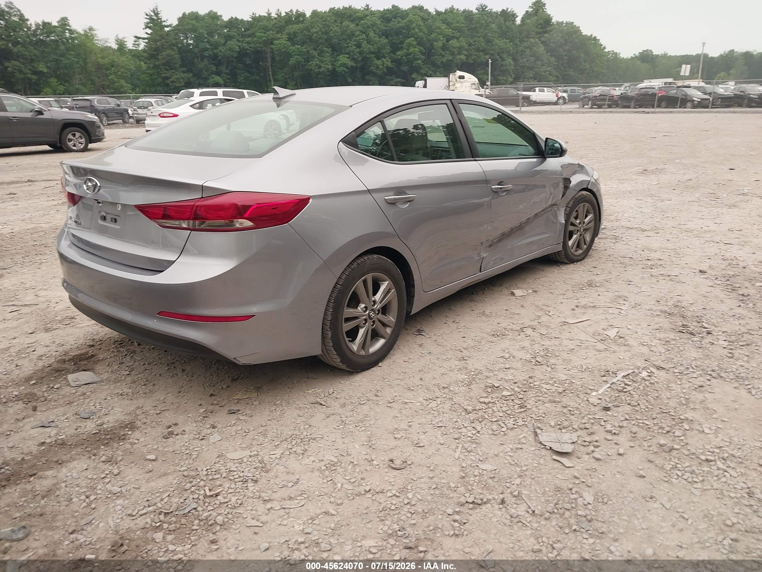 2017 Hyundai Elantra Se Silver vin: 5NPD84LF5HH090939