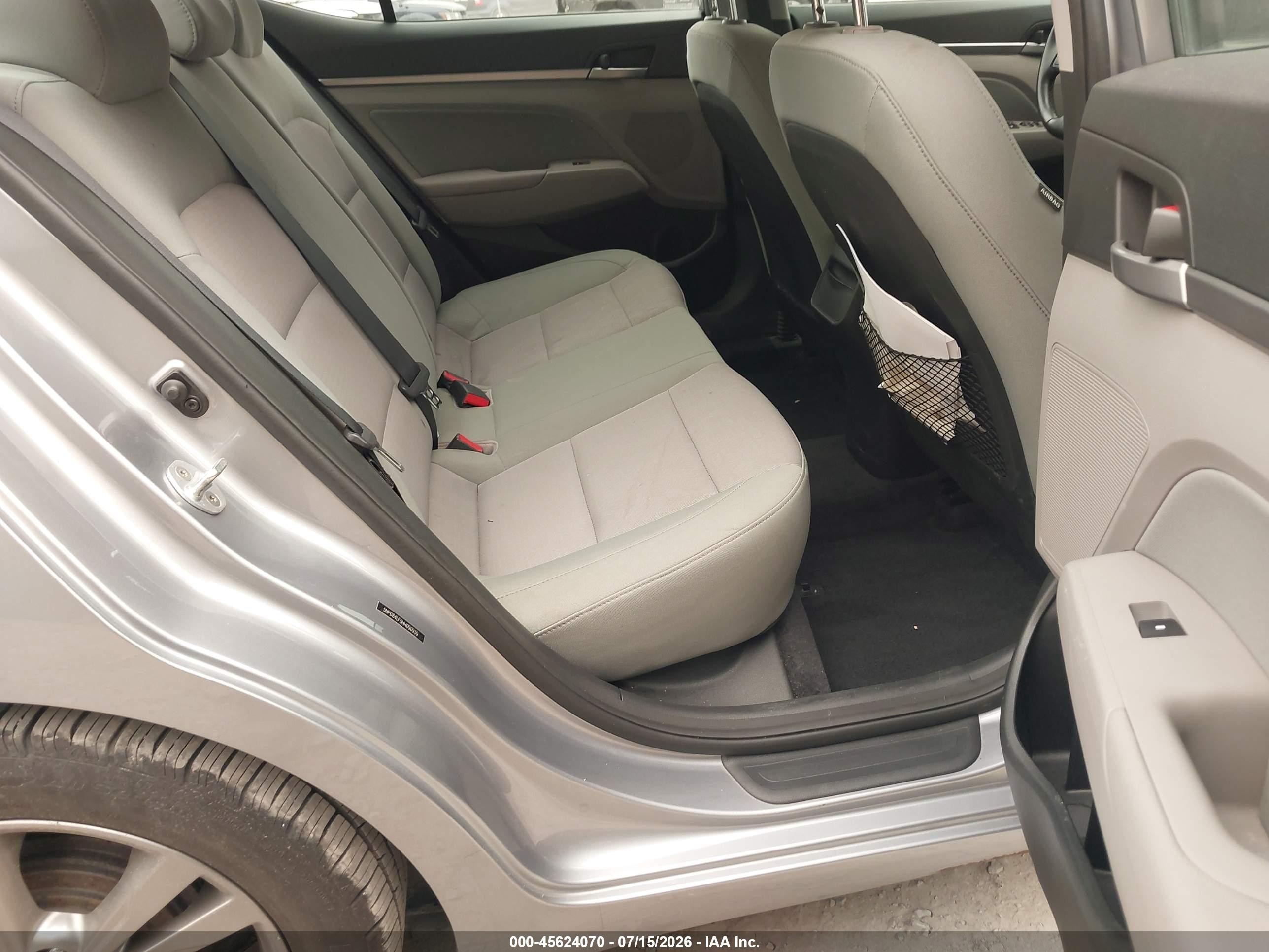 2017 Hyundai Elantra Se Silver vin: 5NPD84LF5HH090939