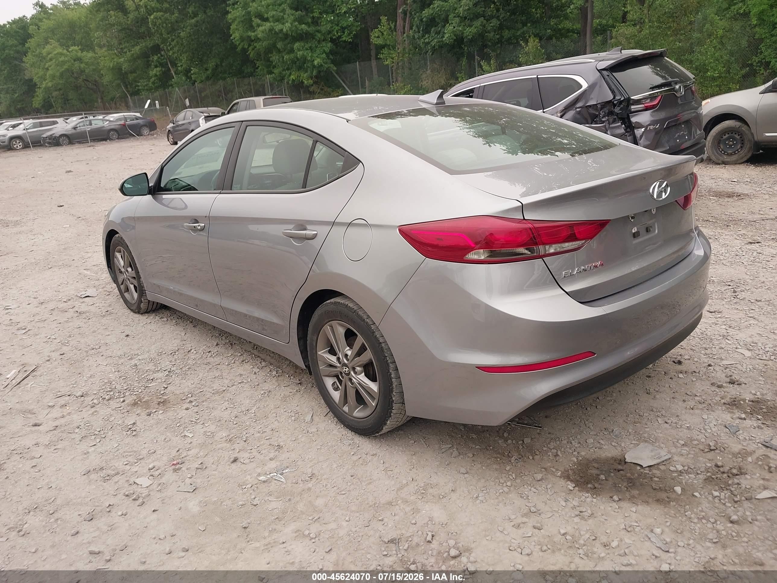 2017 Hyundai Elantra Se Silver vin: 5NPD84LF5HH090939