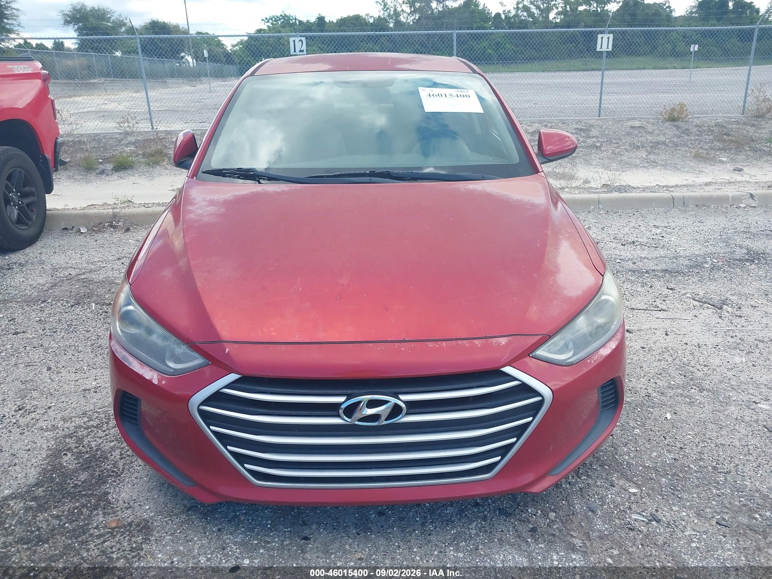 2017 Hyundai Elantra Se Red vin: 5NPD84LF5HH184500