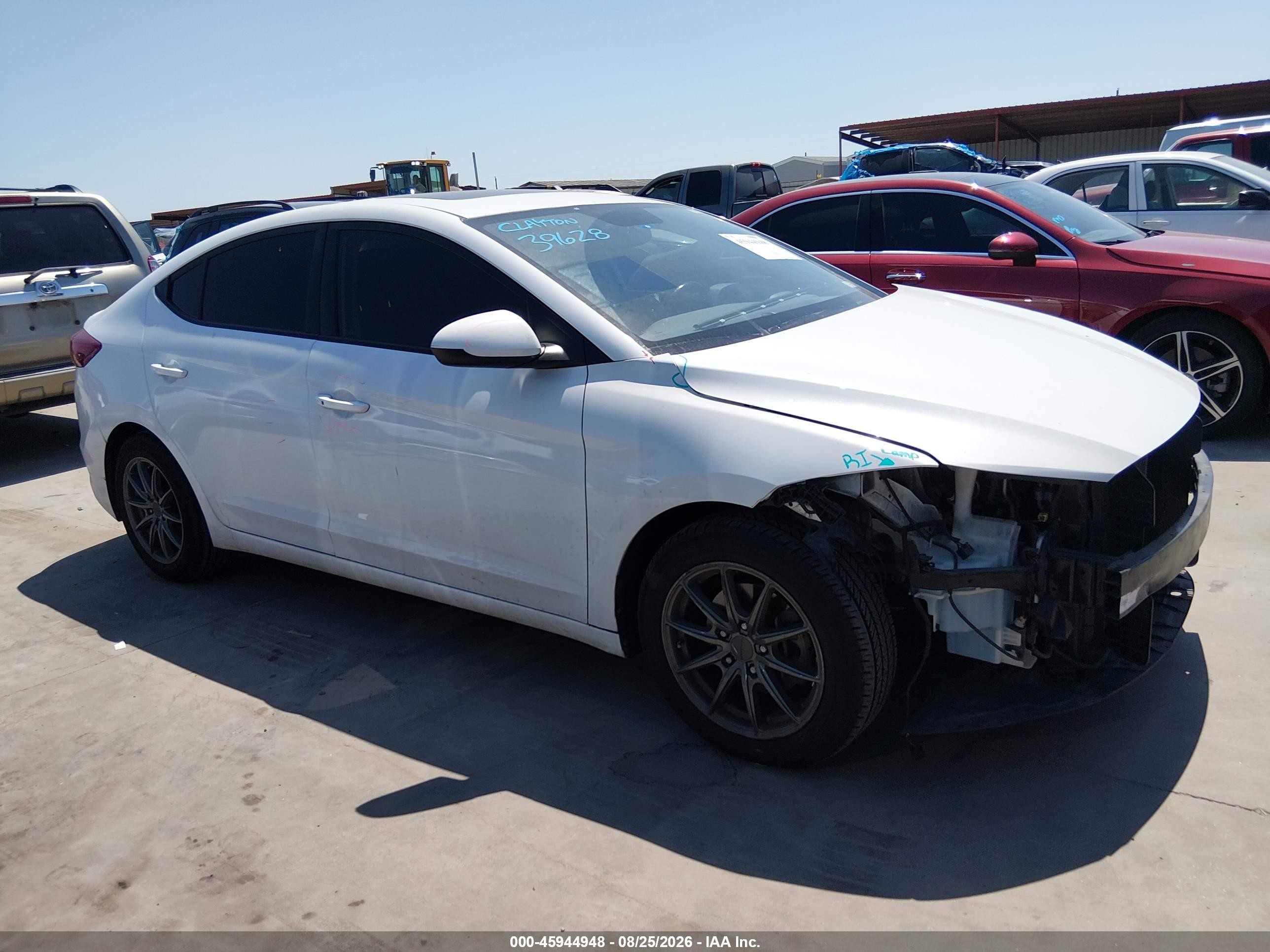2018 Hyundai Elantra Value Edition White vin: 5NPD84LF5JH261551