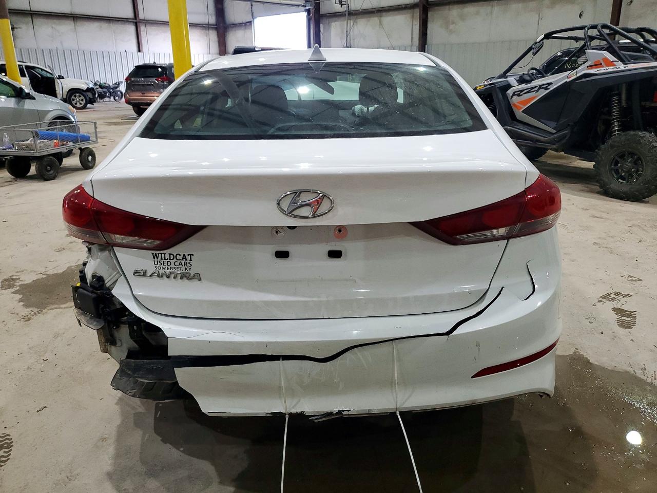 2018 Hyundai Elantra Sel White vin: 5NPD84LF5JH301790