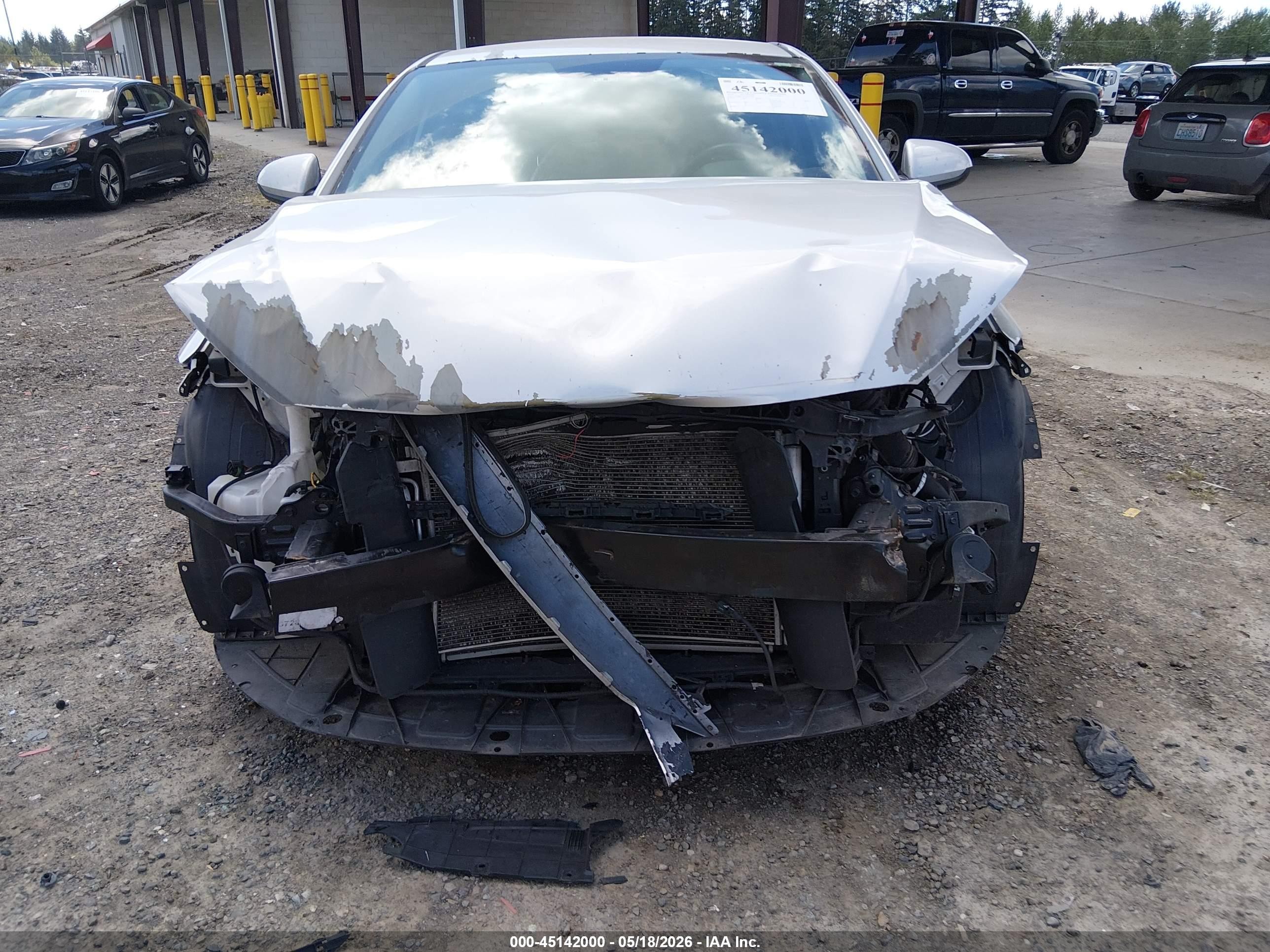 2018 Hyundai Elantra Sel Silver vin: 5NPD84LF5JH317746
