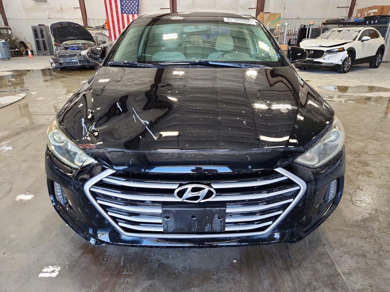 2018 Hyundai Elantra Value Edition Black vin: 5NPD84LF5JH321540