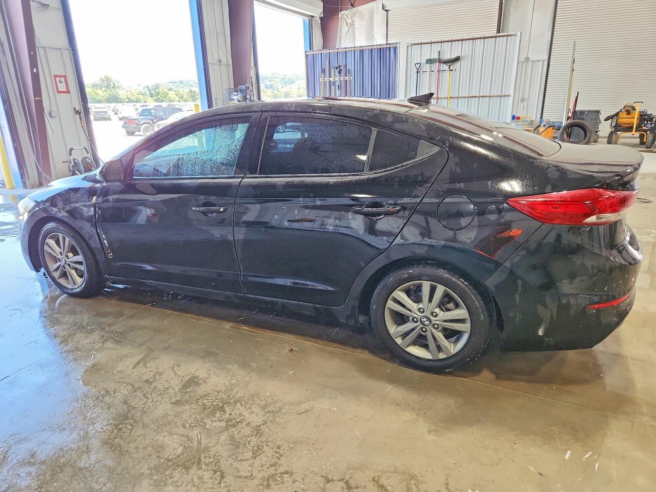 2018 Hyundai Elantra Value Edition Black vin: 5NPD84LF5JH321540
