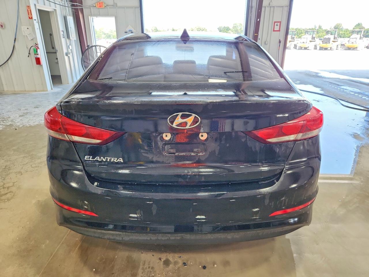2018 Hyundai Elantra Value Edition Black vin: 5NPD84LF5JH321540