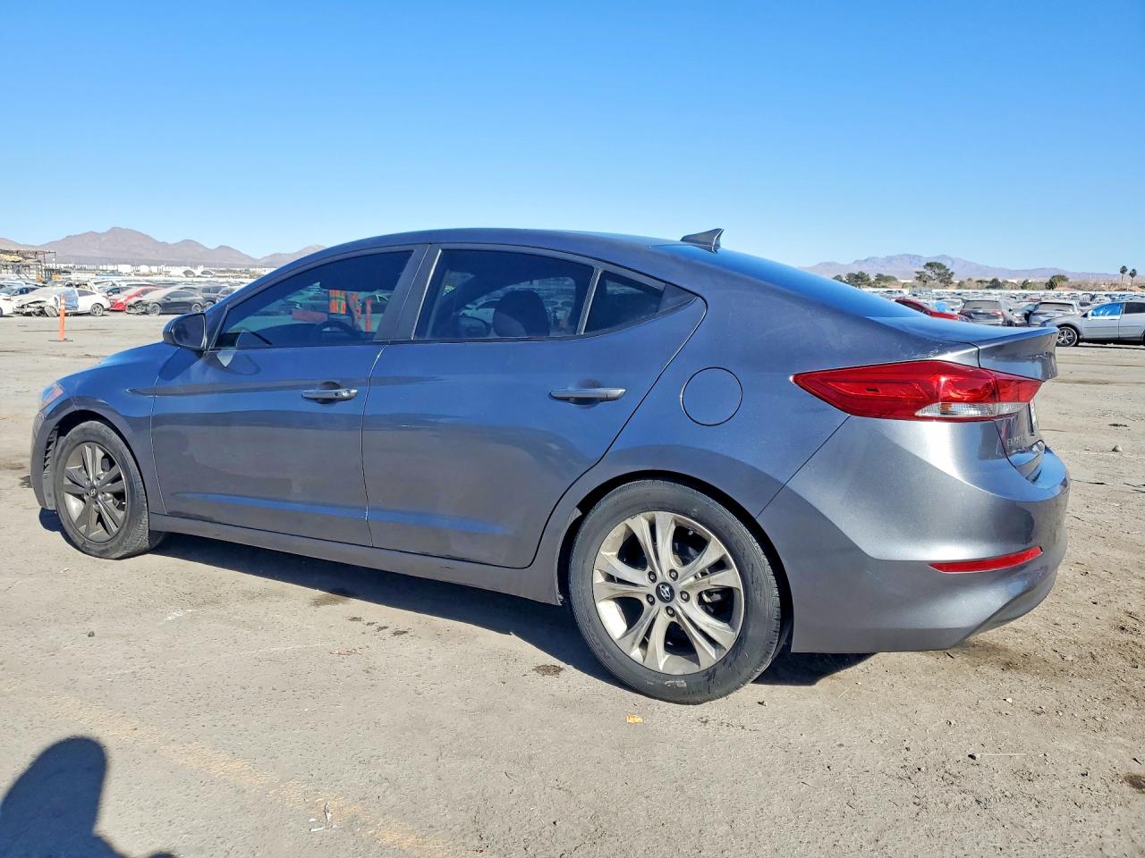 2018 Hyundai Elantra Value Edition Gray vin: 5NPD84LF5JH343733